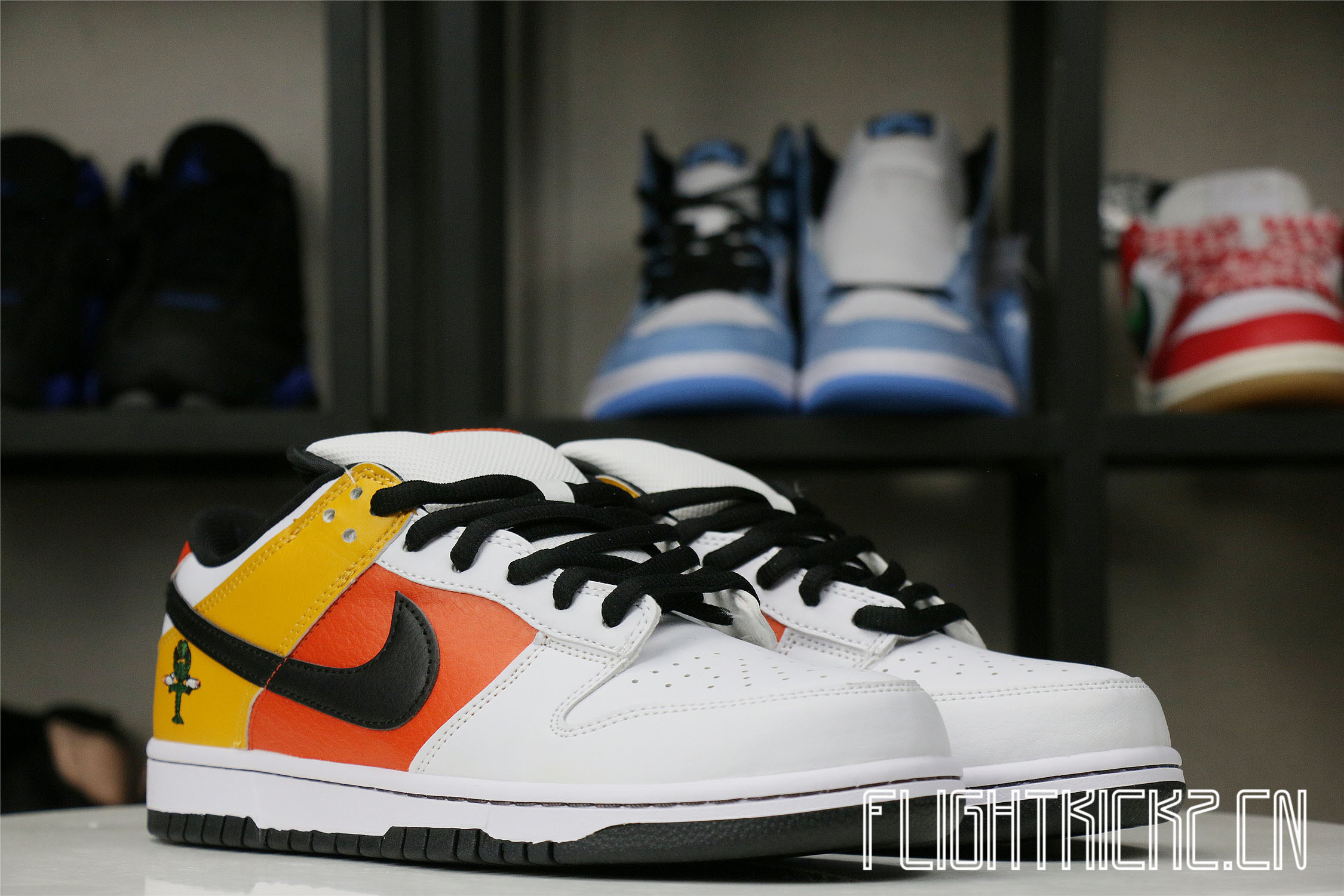 Nike SB Dunk Low Raygun White 2005(LN5 A1 Batch)