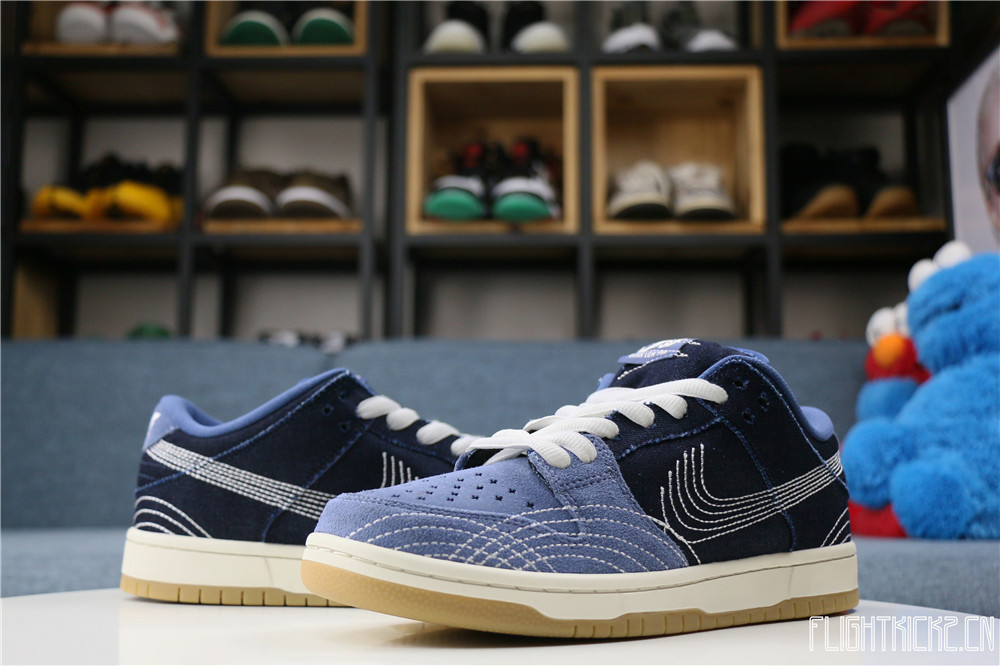 Nike SB Dunk Low PRM “Denim Gum”