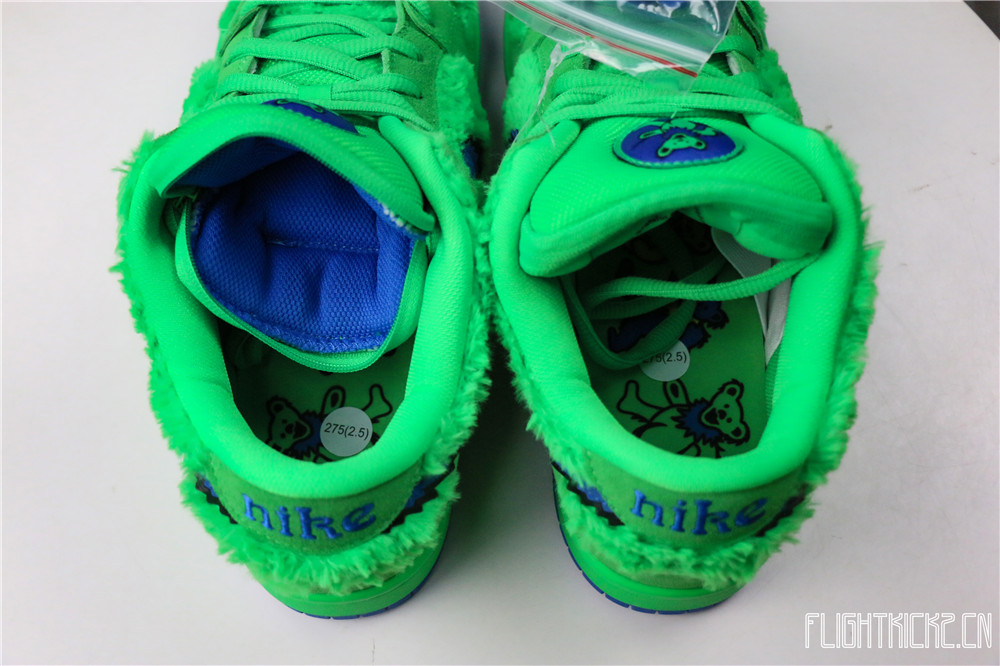 Grateful Dead x Nike SB Dunk Low Green