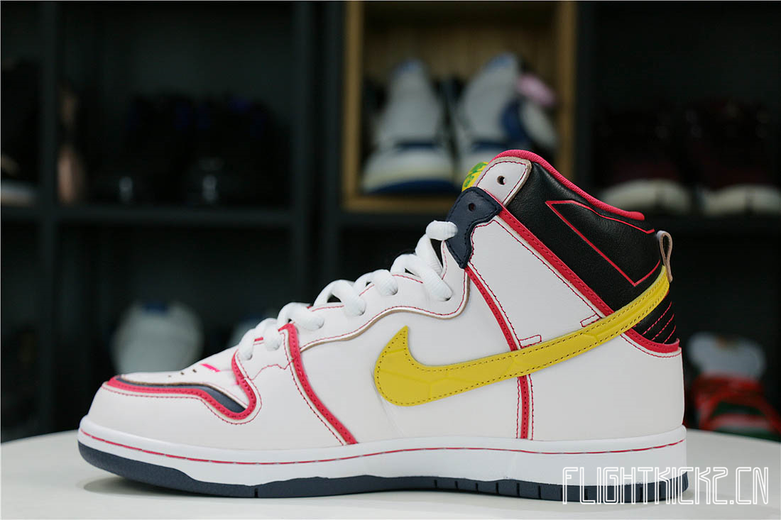 Nike Dunk SB High RX-0 Unicorn Gundam