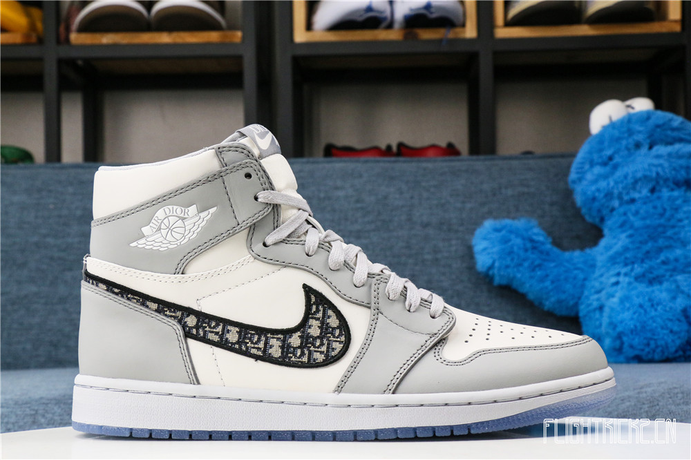 Dlor x Air Jordan 1 2020 (Correct box) (LN5 A1 Batch)