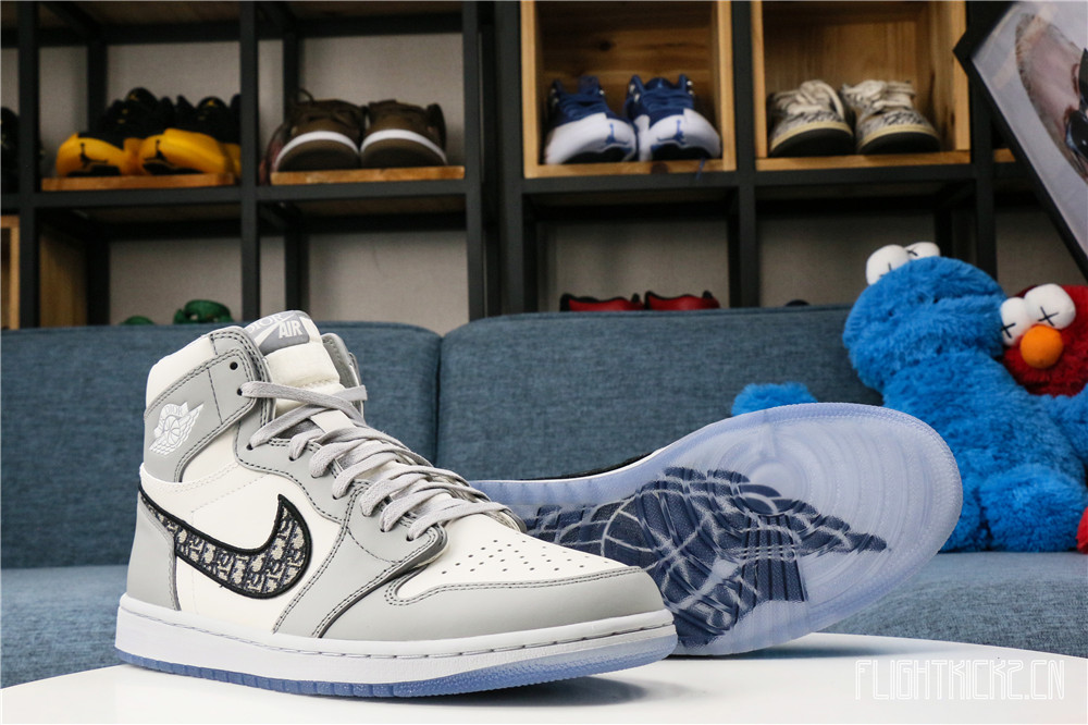 Dlor x Air Jordan 1 2020 (Correct box) (LN5 A1 Batch)