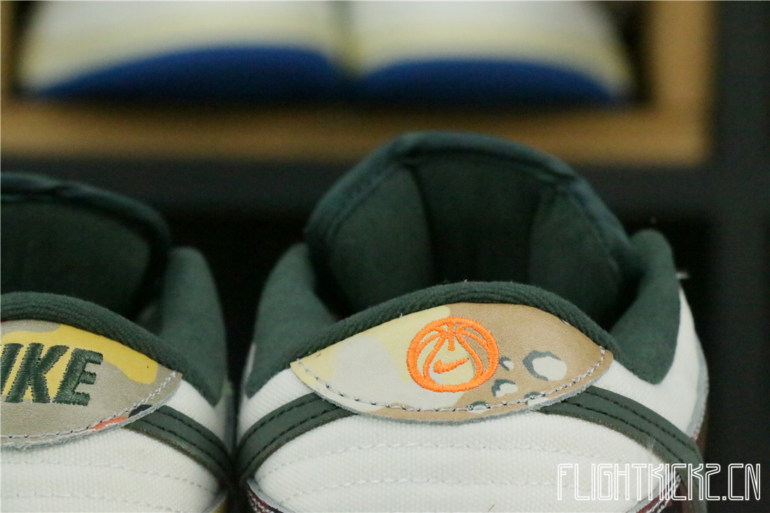 Nike Dunk Low SE Sail Multi-Camo