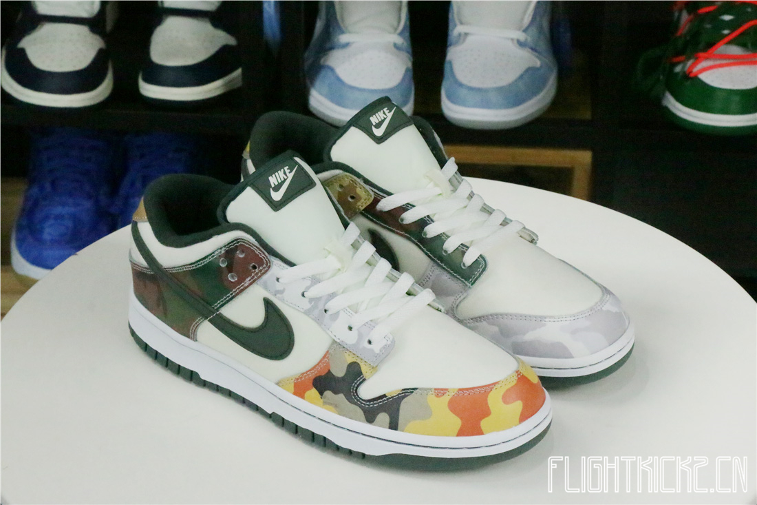 Nike Dunk Low SE Sail Multi-Camo