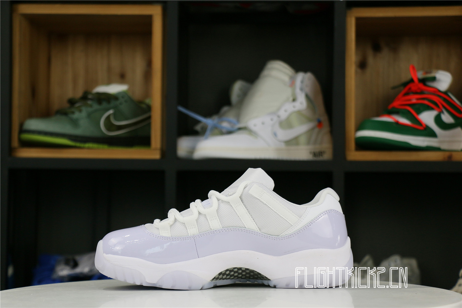 Jordan 11 Retro Low Pure Violet (W)