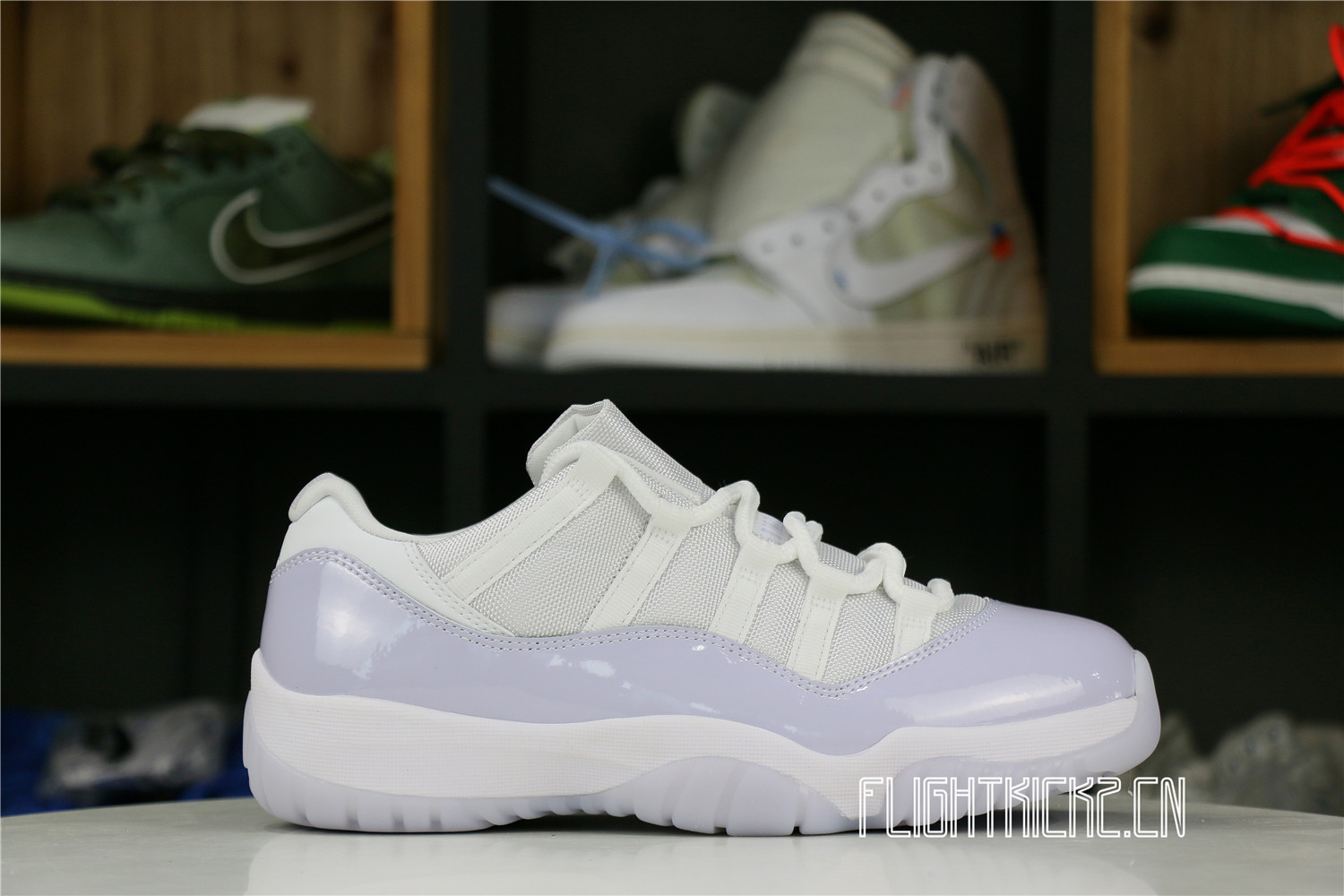 Jordan 11 Retro Low Pure Violet (W)