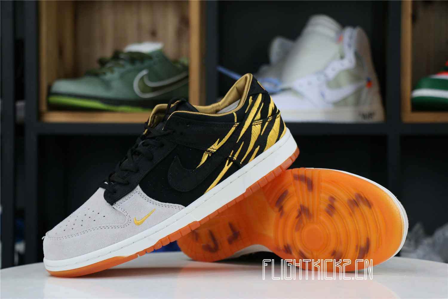 Nike Dunk Low Year of the Tiger (2022)