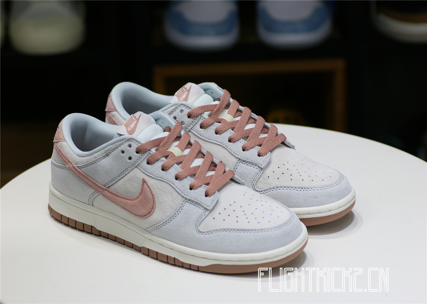 Nike Dunk Low Fossil Rose