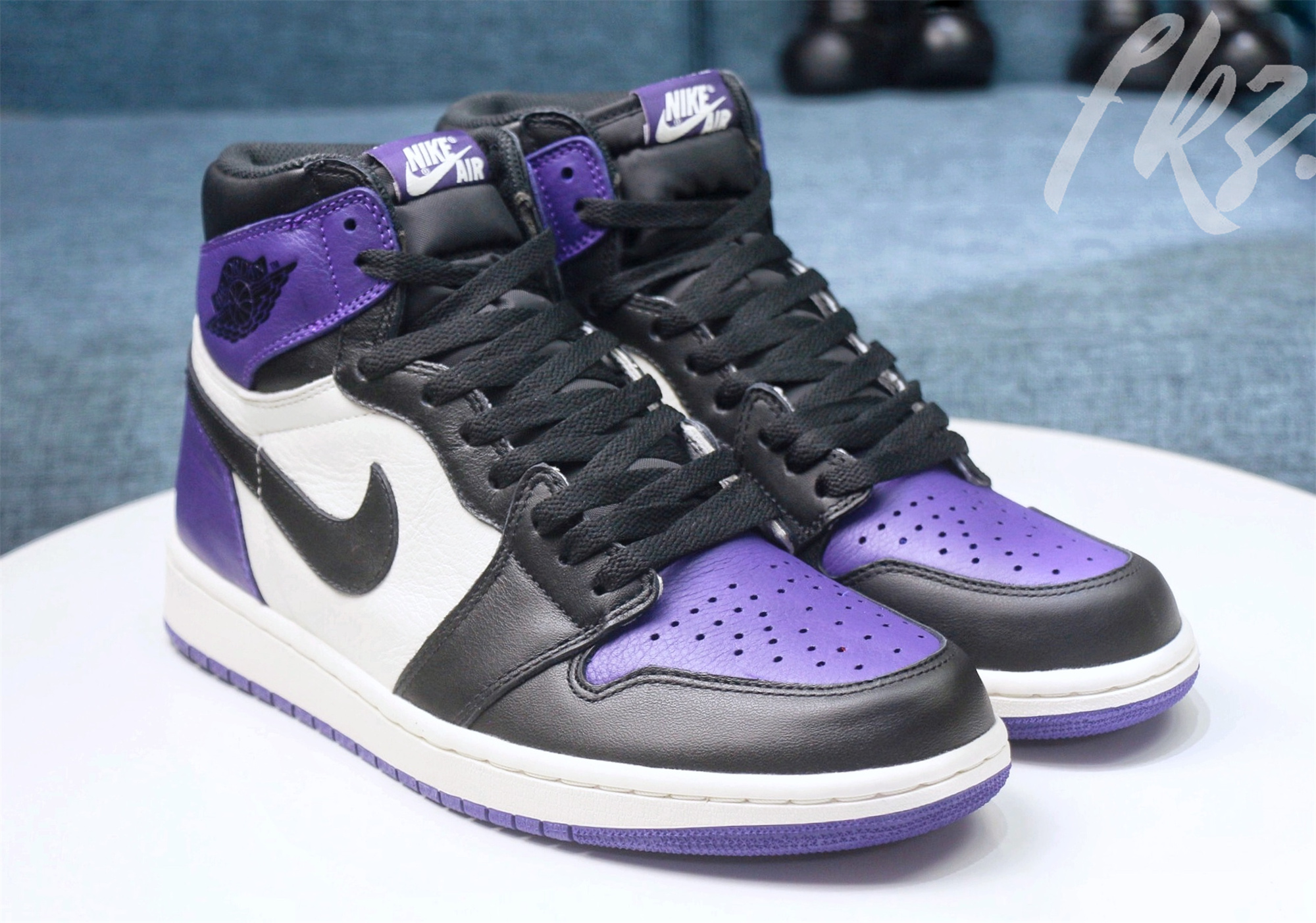 Air Jordan 1 Retro Court Purple (GS)