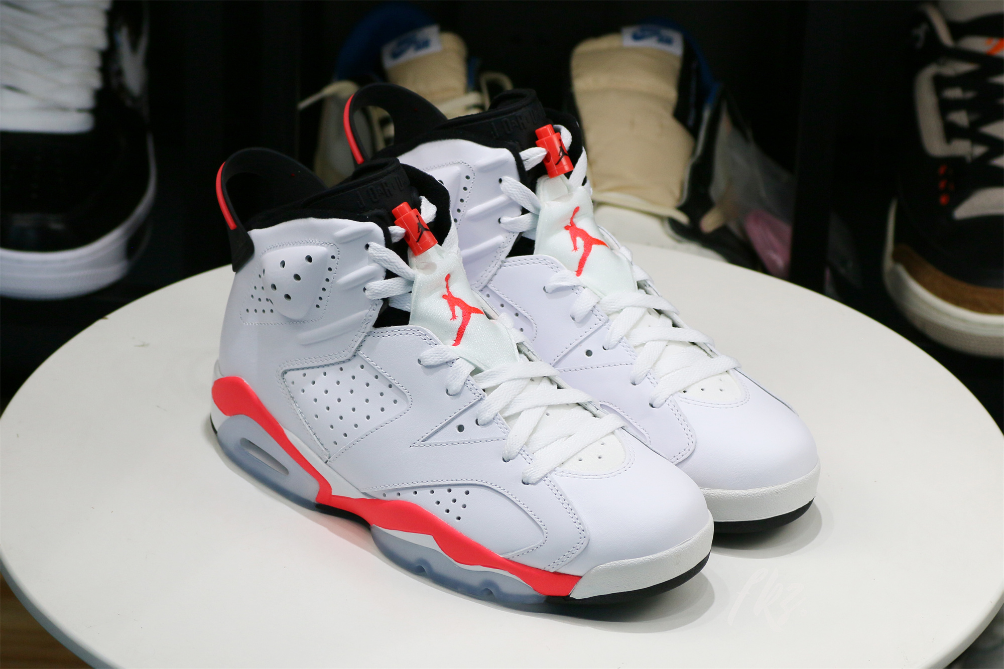 Air Jordan VI 6 Retro Infrared 2014