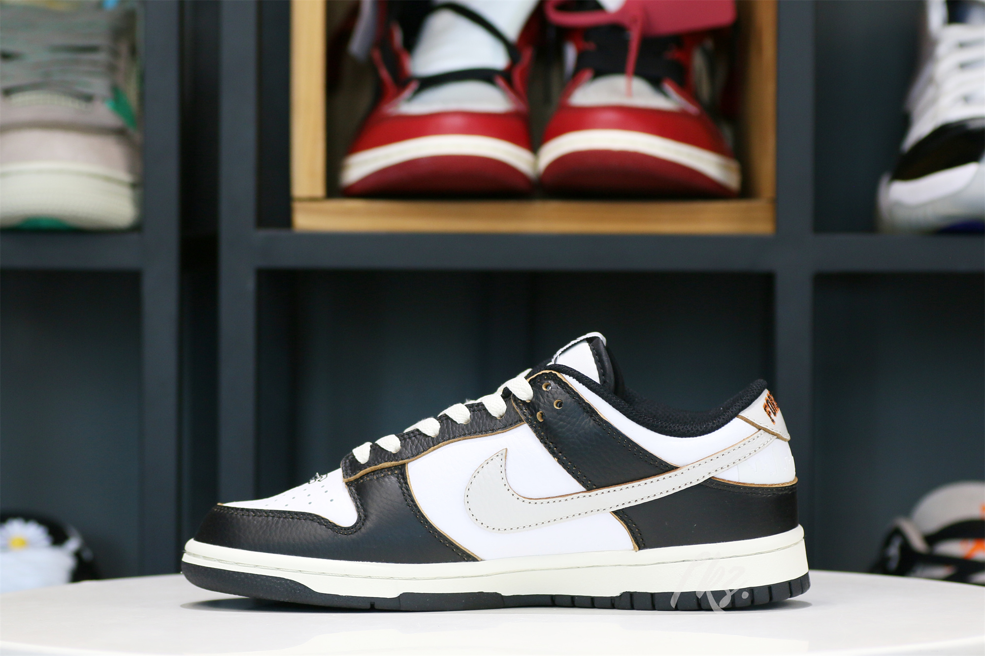 HUF x Nike SB Dunk Low “San Francisco”