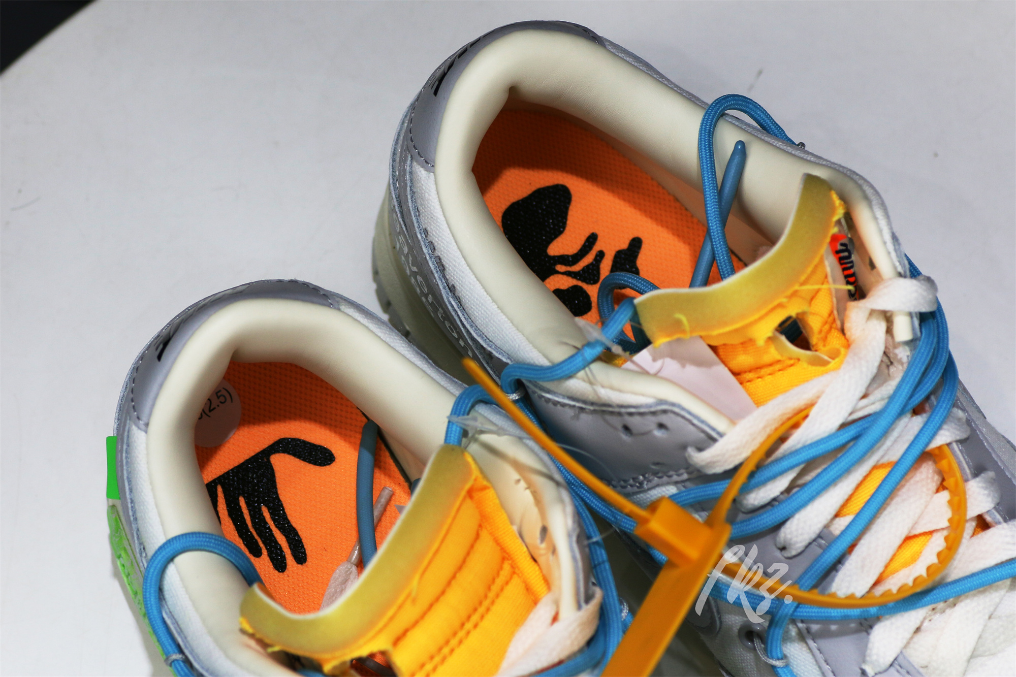 Nike Dunk Low Off-White Lot 2