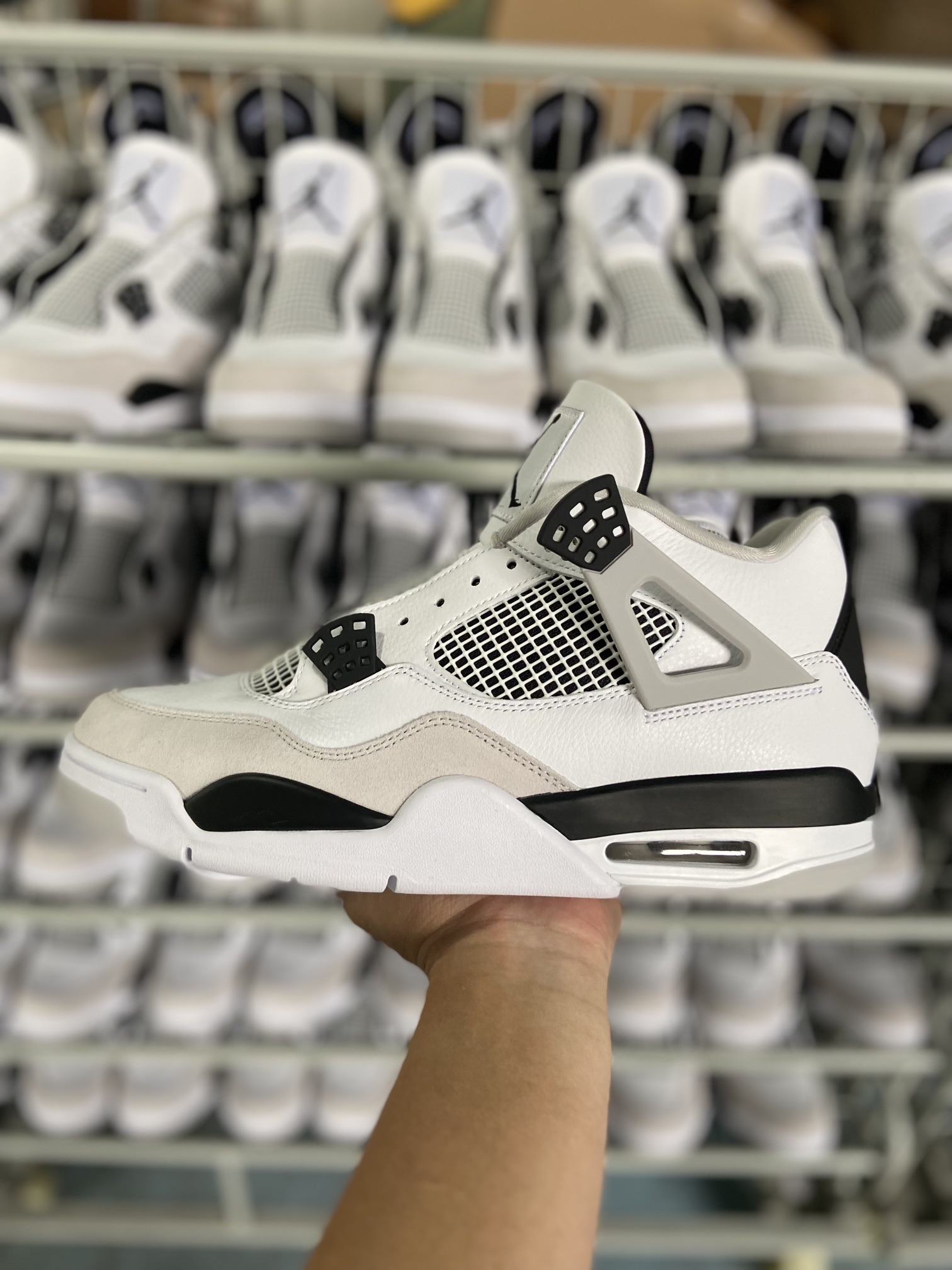 Jordan 4 Retro Military Black(LN5 A1 Batch)