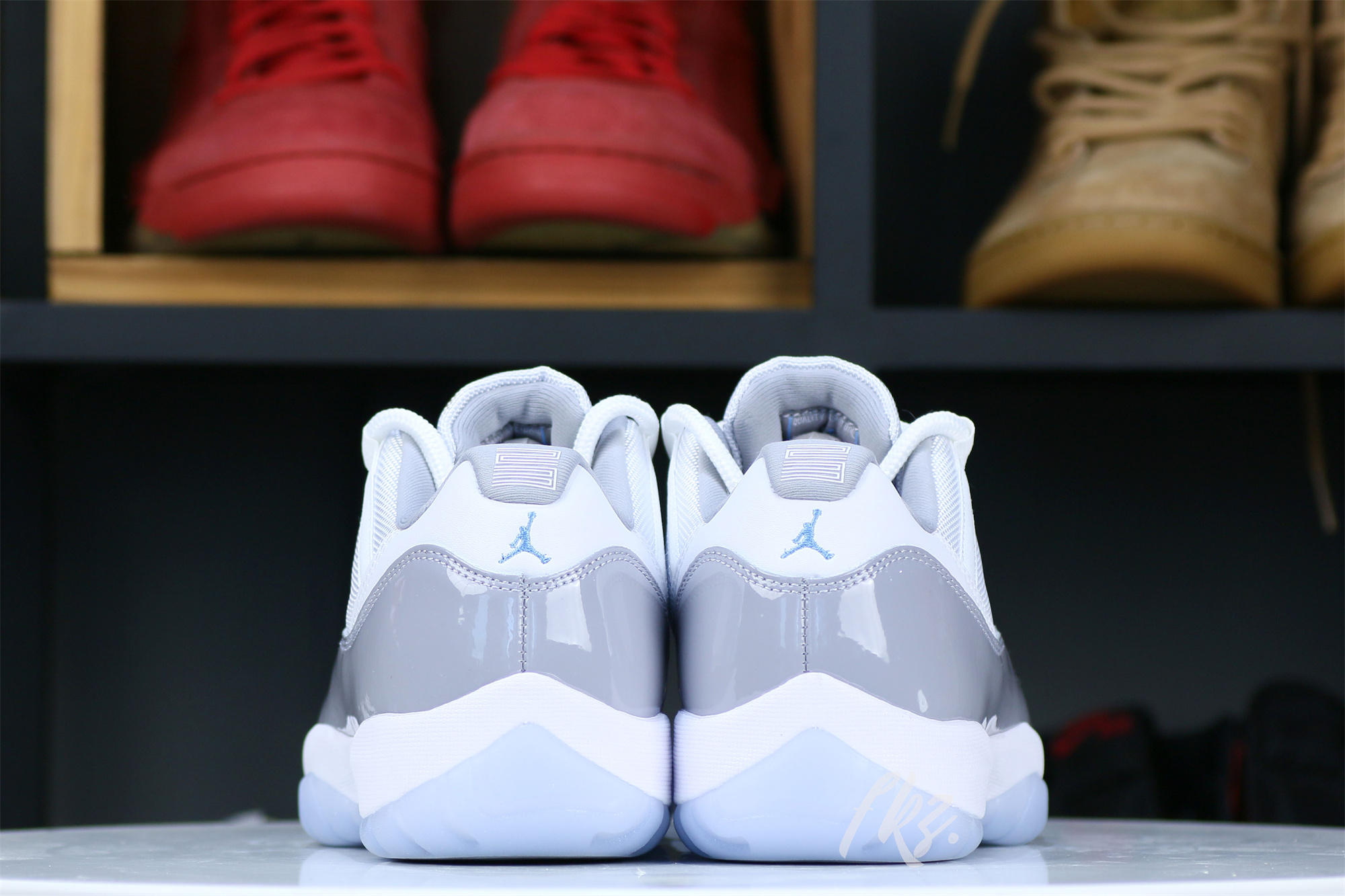 Air Jordan 11 Retro Low Cement Grey 2023 (LN5 A1 Batch)
