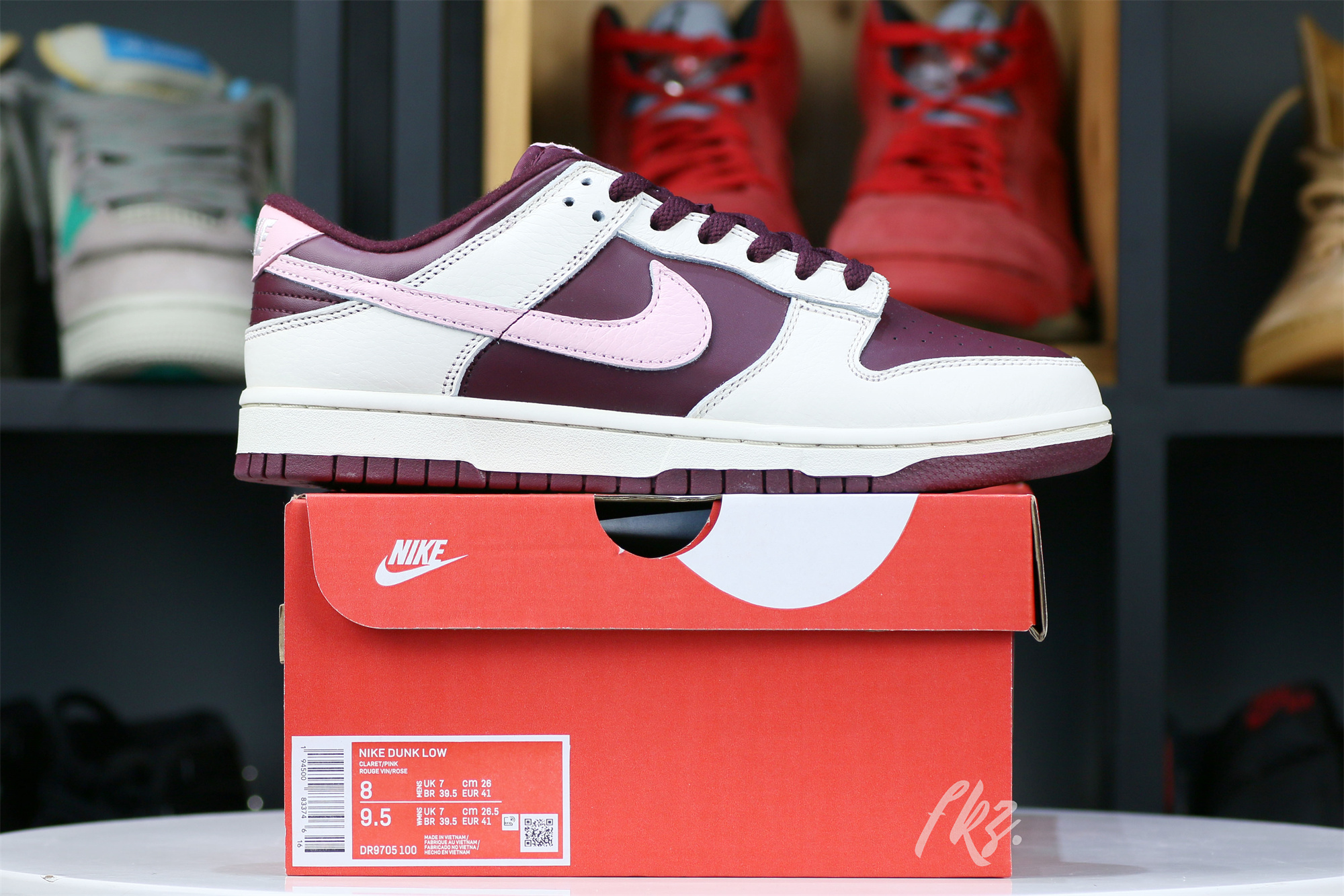 Nike Dunk Low Retro PRM Valentine’s Day 2023