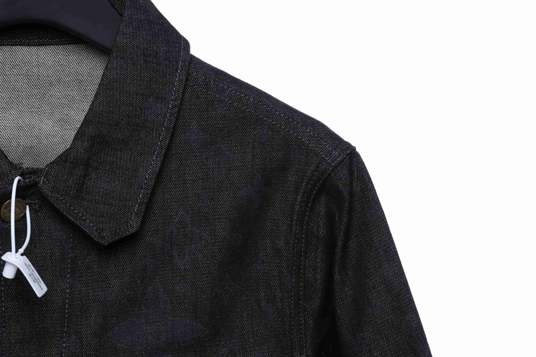 L– three-dimensional presbyopic denim jacket