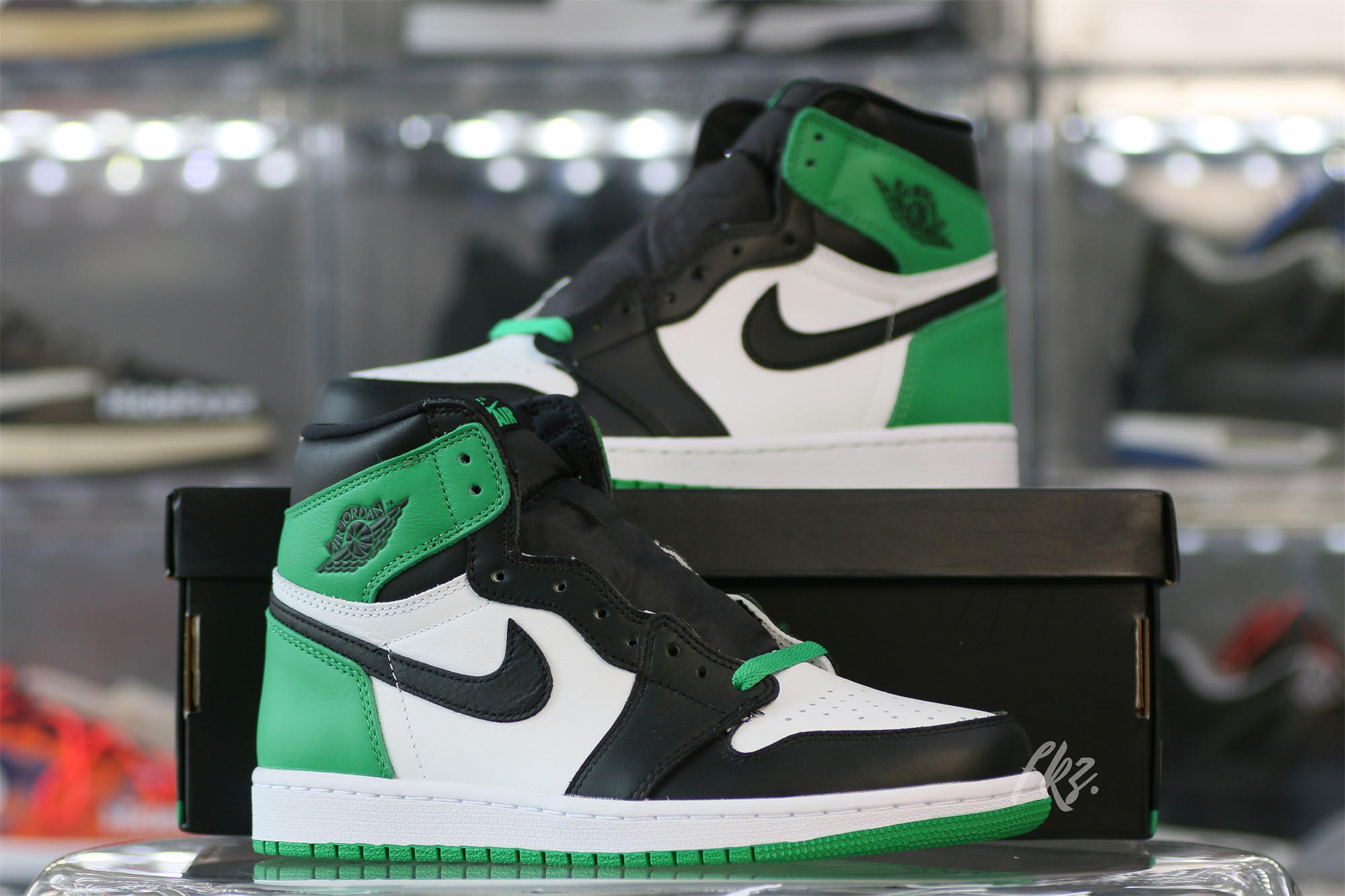 Air Jordan 1 High Lucky Green 2023