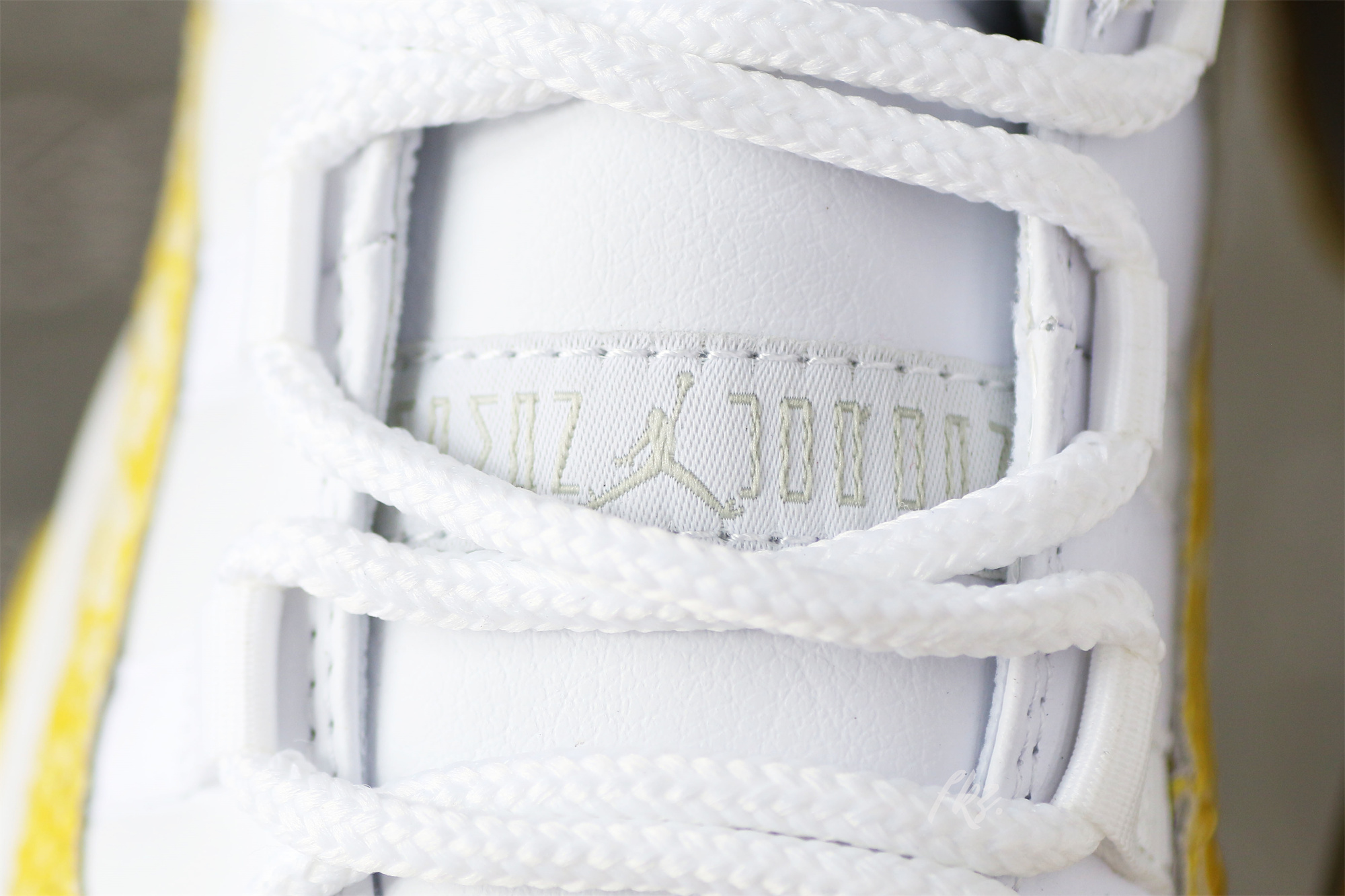 Air Jordan 11 Low “Yellow Snakeskin” 2023 (LN5 A1 Batch)