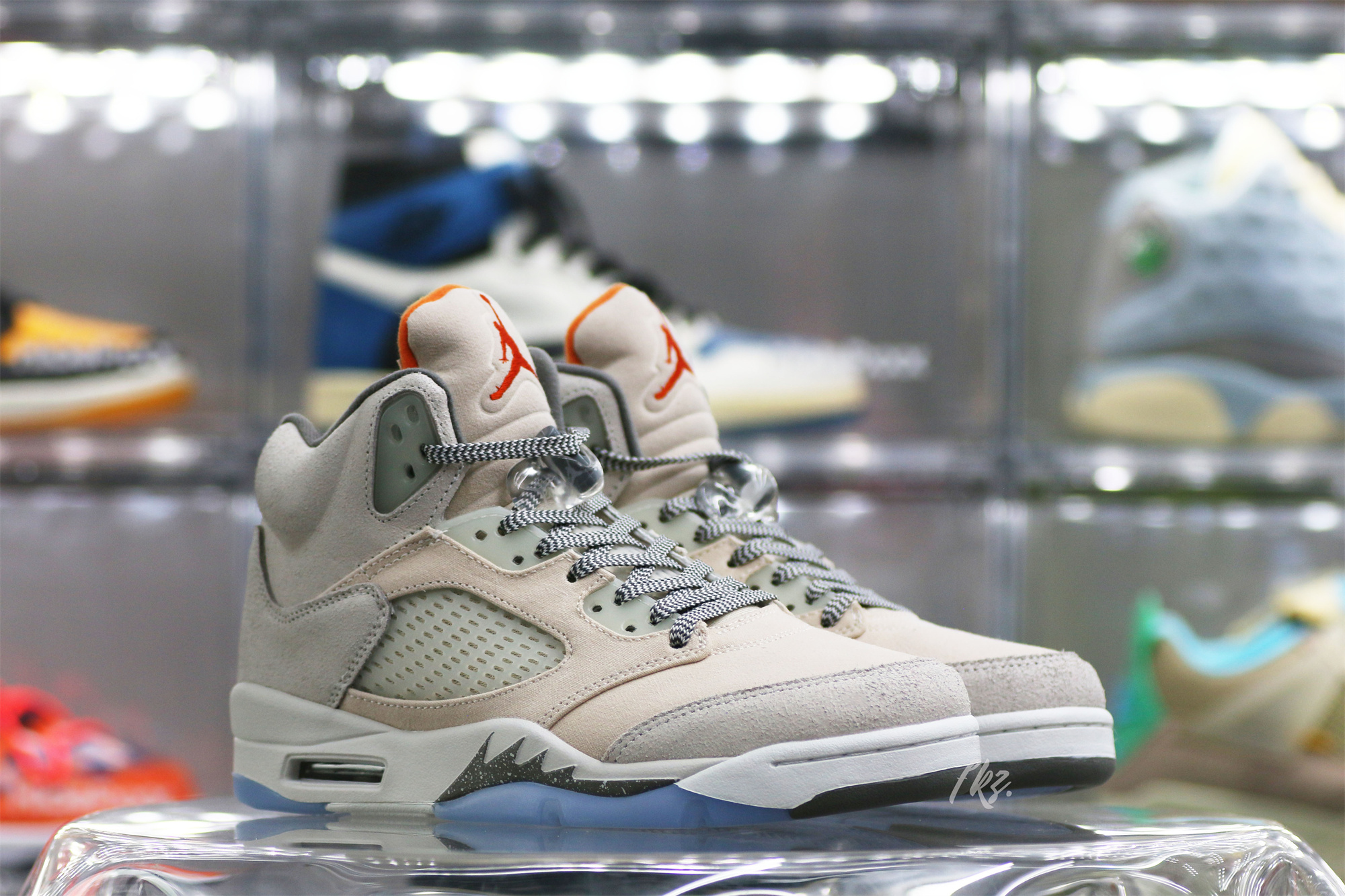 Air Jordan 5 SE Craft
