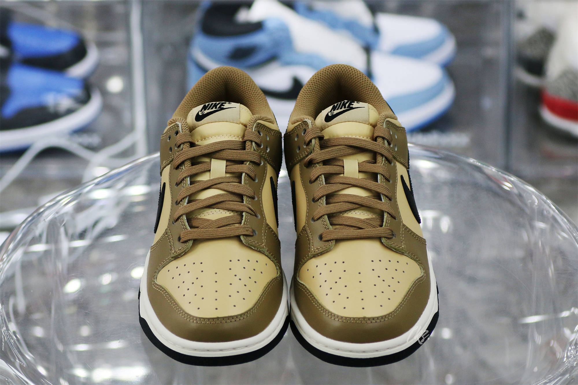 Nike Dunk Low Dark Driftwood (W)