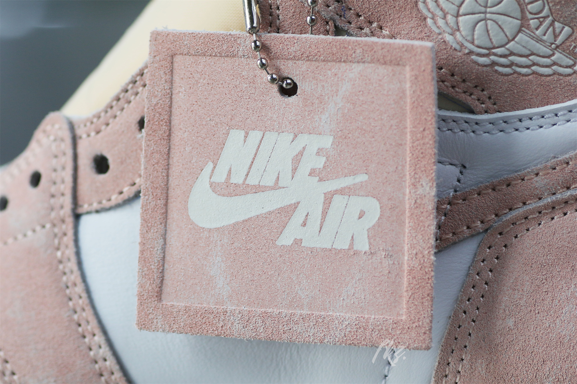 Air Jordan 1 Retro High OG ‘Washed Pink’ Wmns