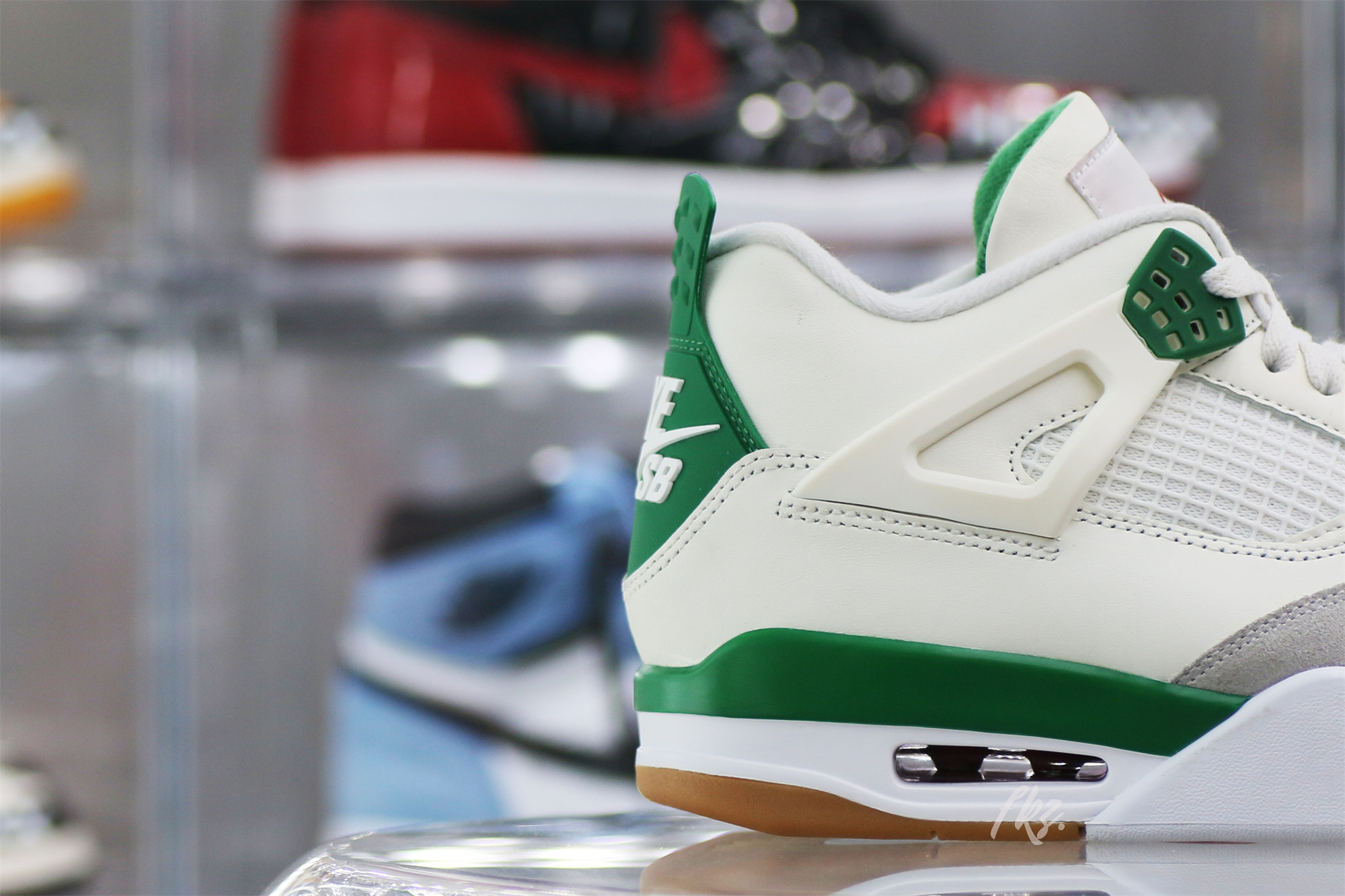 Nike SB x Air Jordan 4 “Pine Green” 2023 (LN5 A1 Batch)