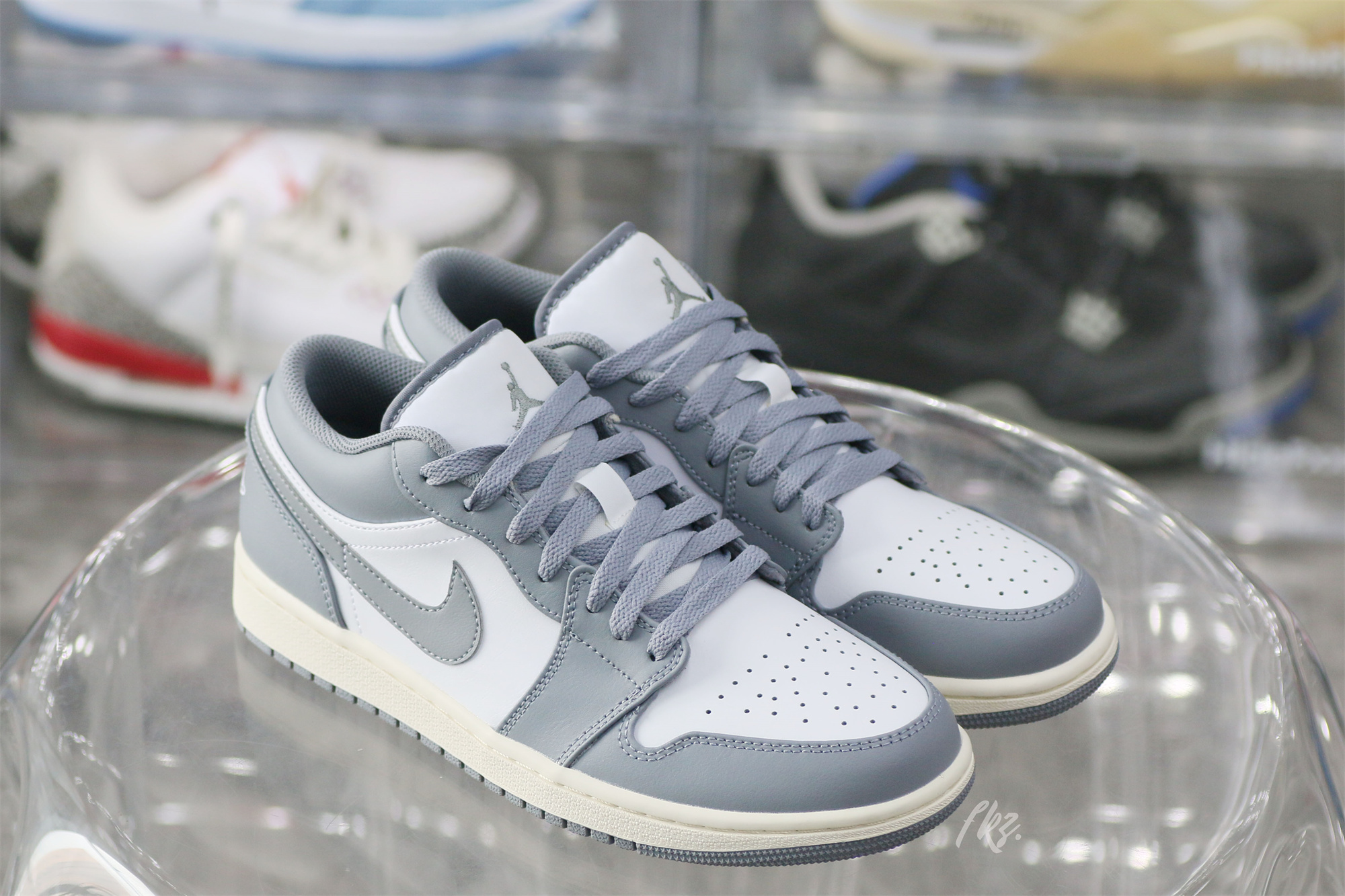 Air Jordan 1 Low White Wolf Grey 2021