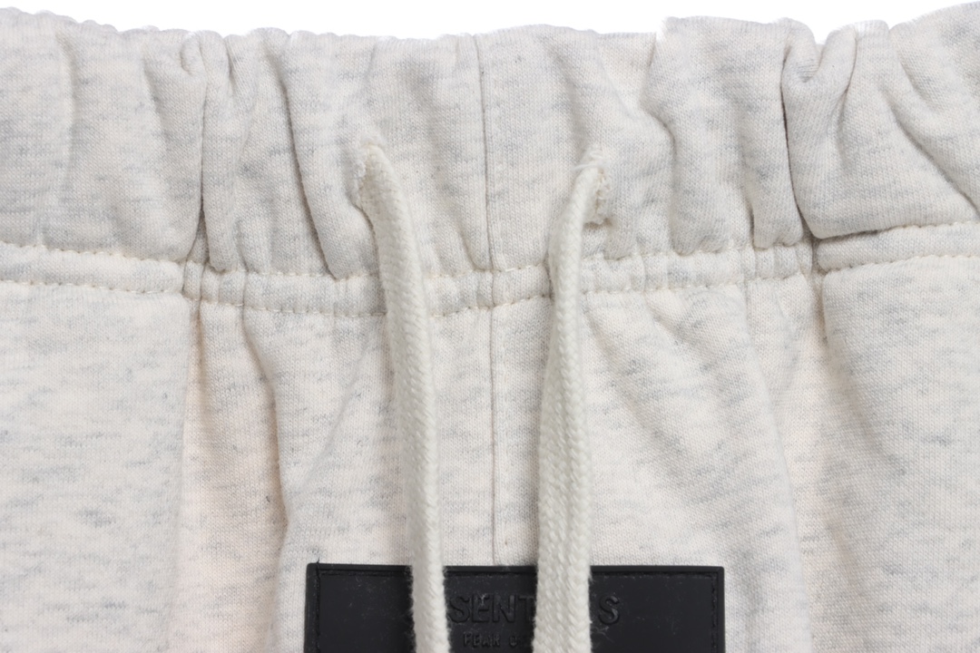 FOG Eighth Season Flocked Print Letter Shorts