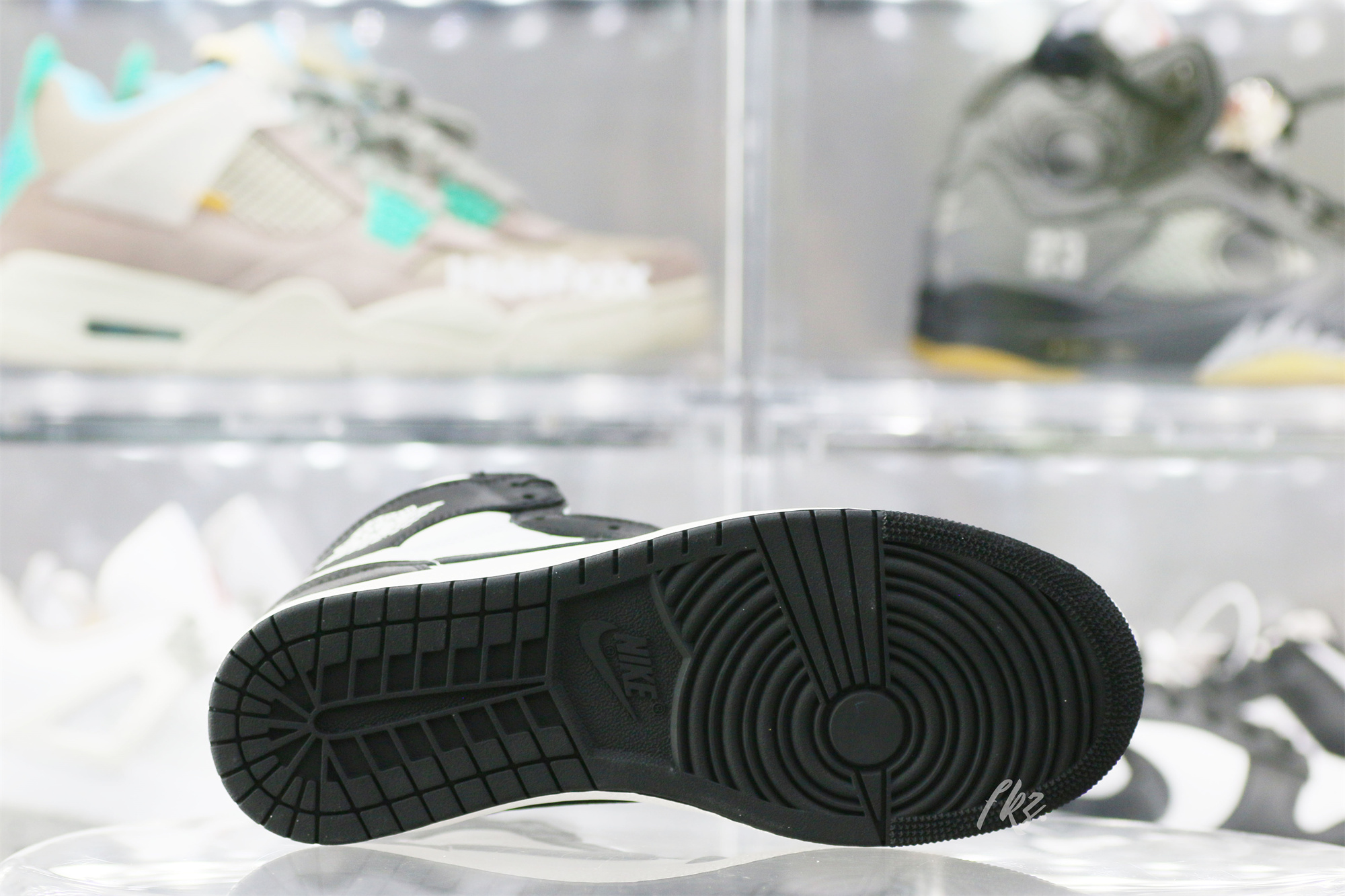 Jordan 1 Retro High 85 Black and White 2023