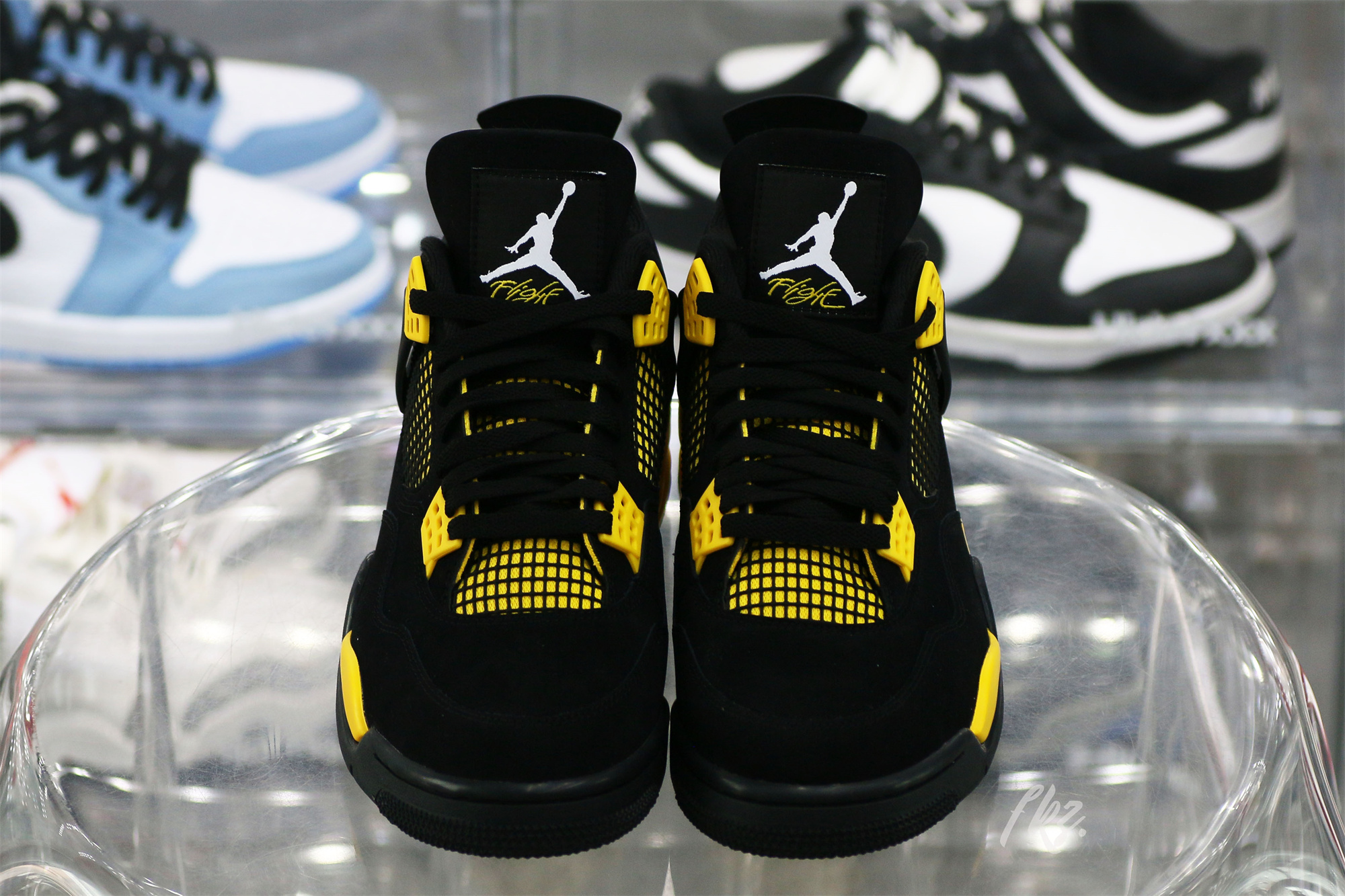 Air Jordan 4 Retro Thunder 2023 (LN5 A1 Batch)