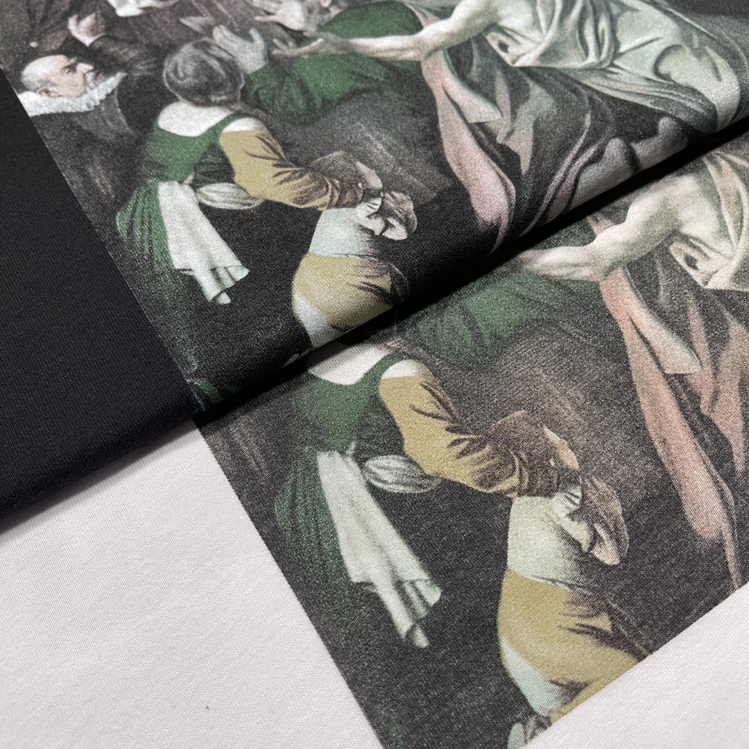 Ow color religious figures with short sleeves