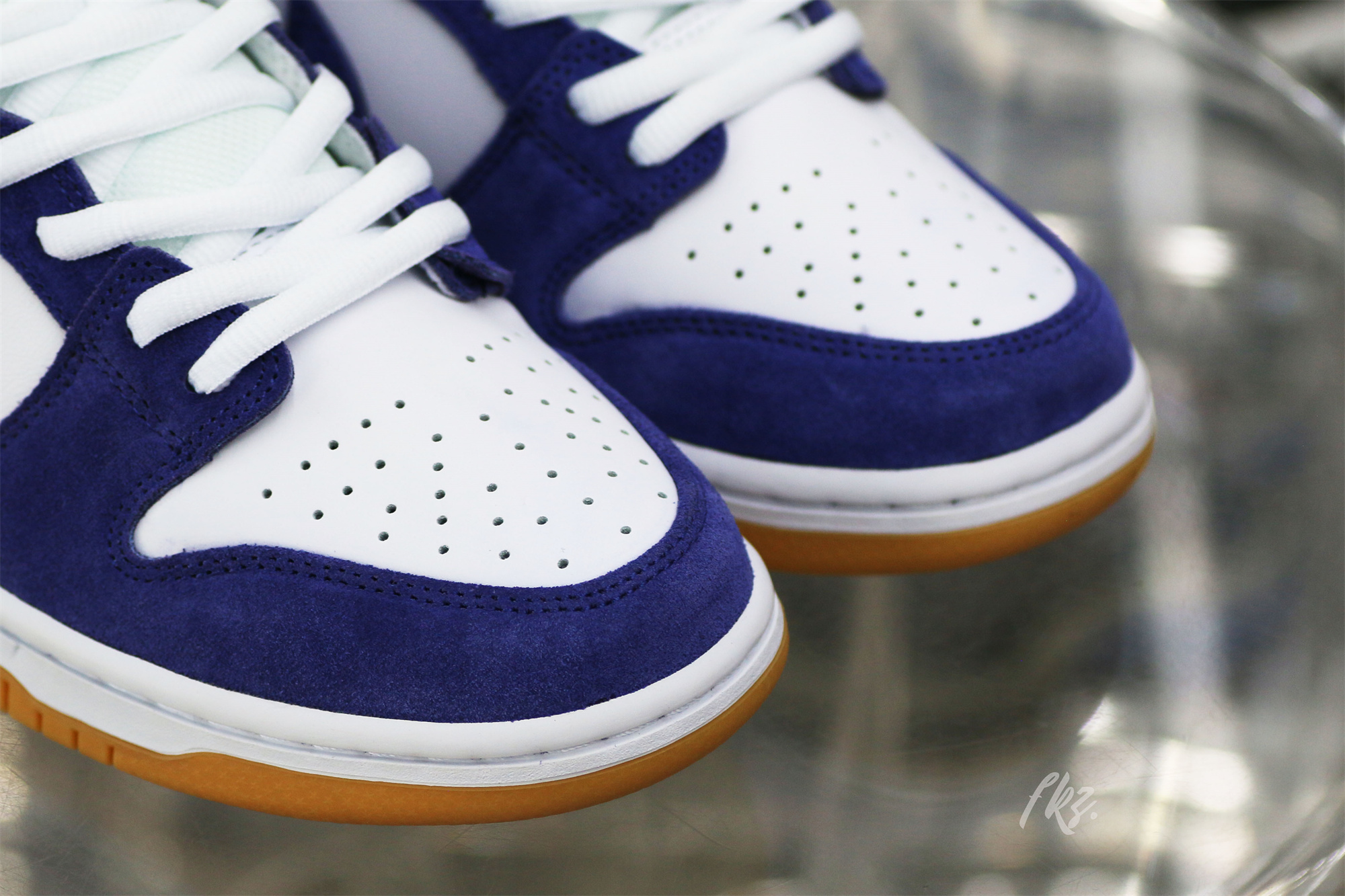 Nike SB Dunk Low Pro ISO Orange Label Court Purple