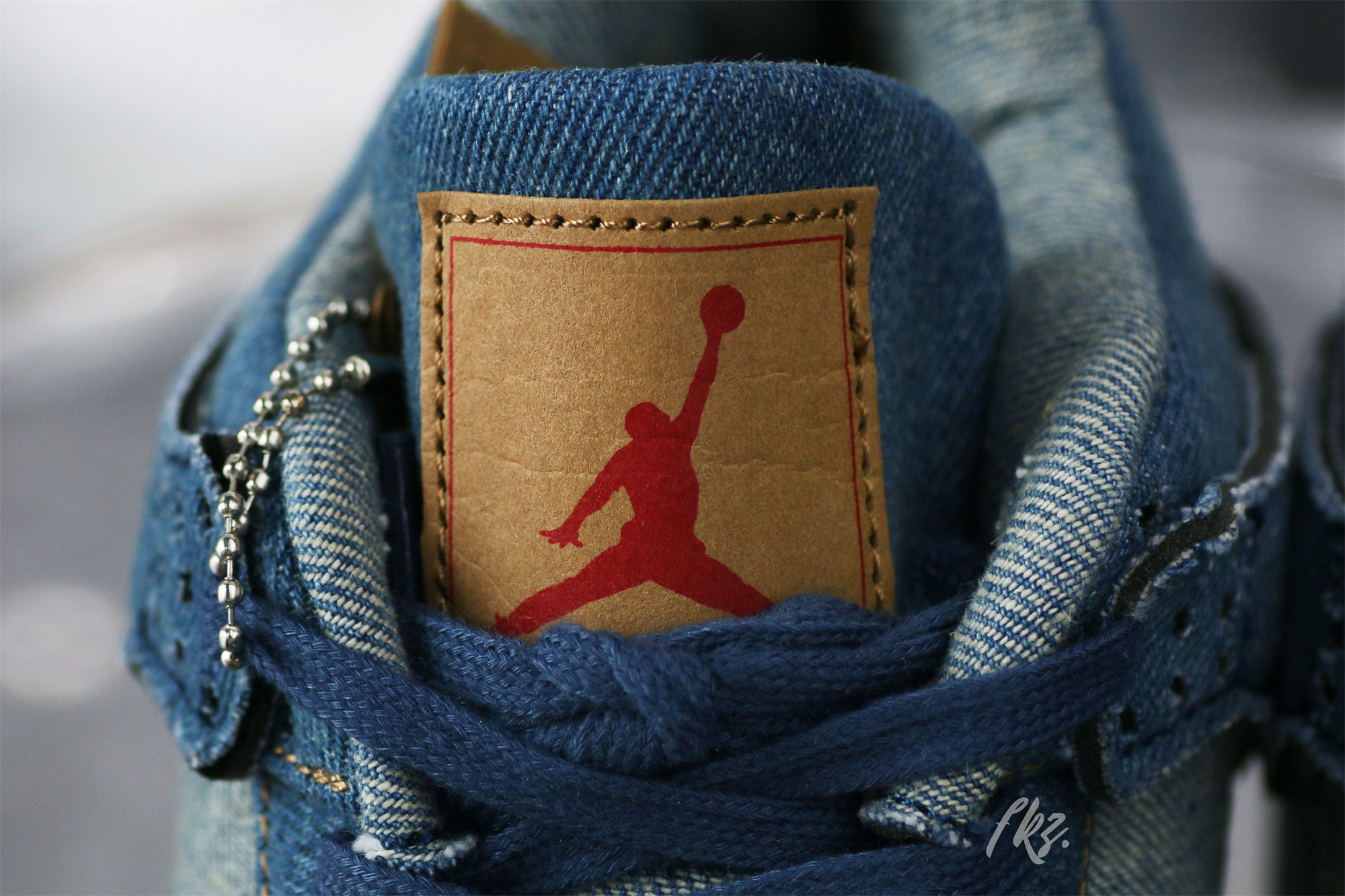 Air Jordan 4 Retro Levi’s Denim (Levi’s Tag)