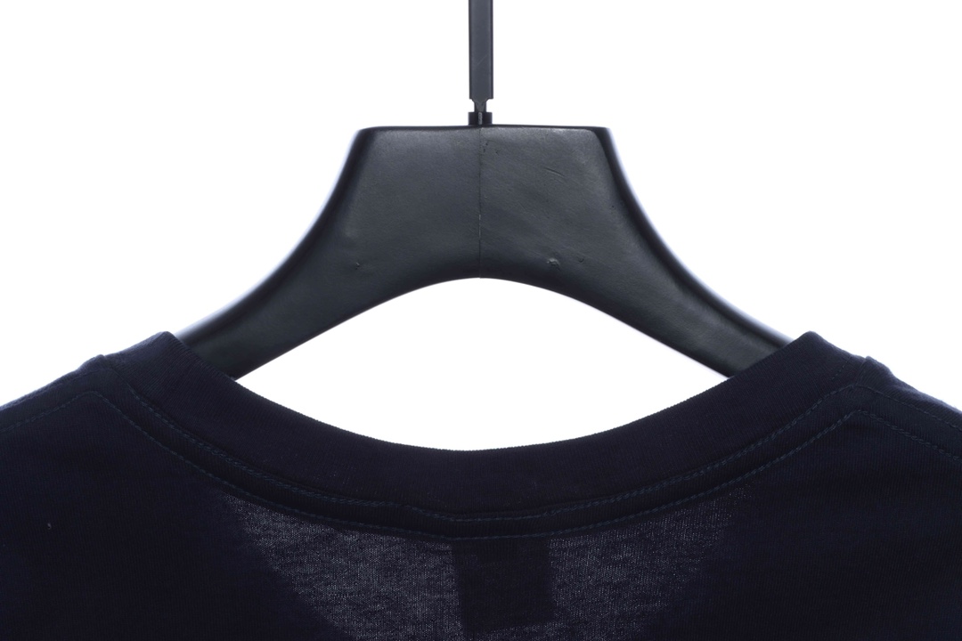 NOAH cross print letter short sleeve