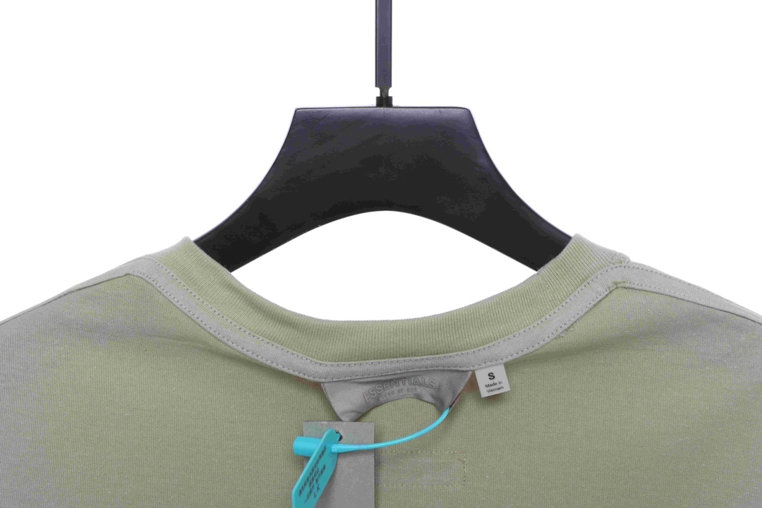 Essentials 1977 series flocking short sleeves