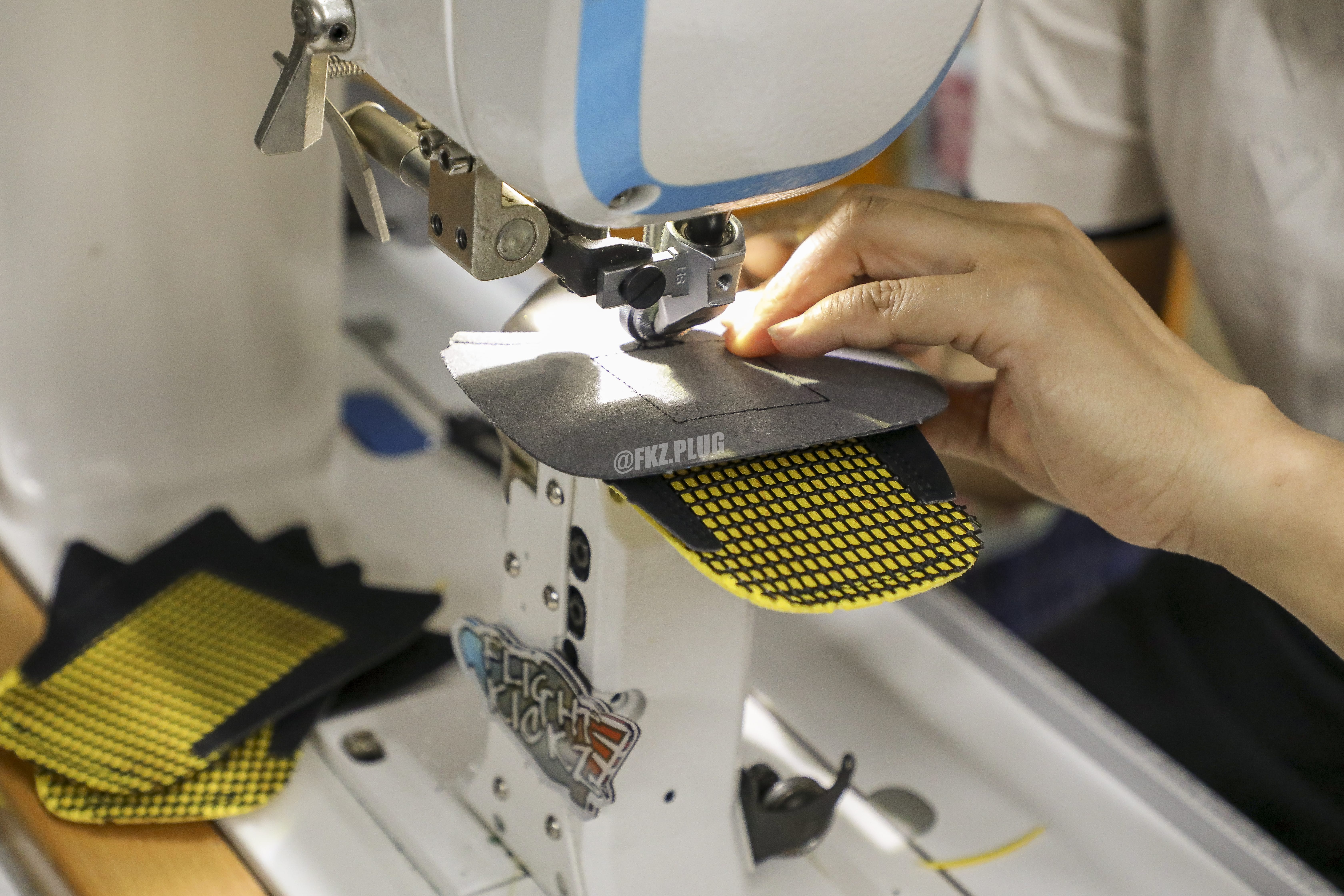 Air Jordan 4 Retro Thunder 2023 (LN5 A1 Batch)