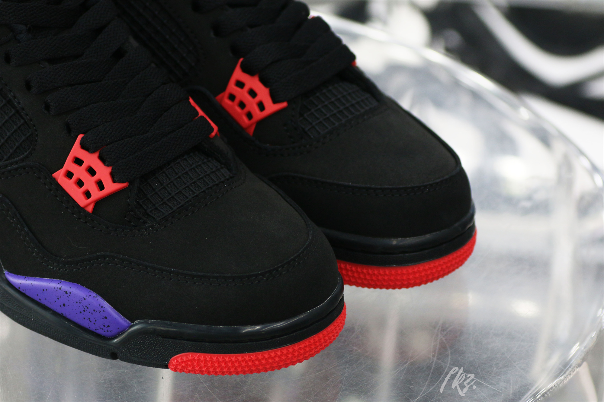 Air Jordan 4 Retro Raptors(2018)