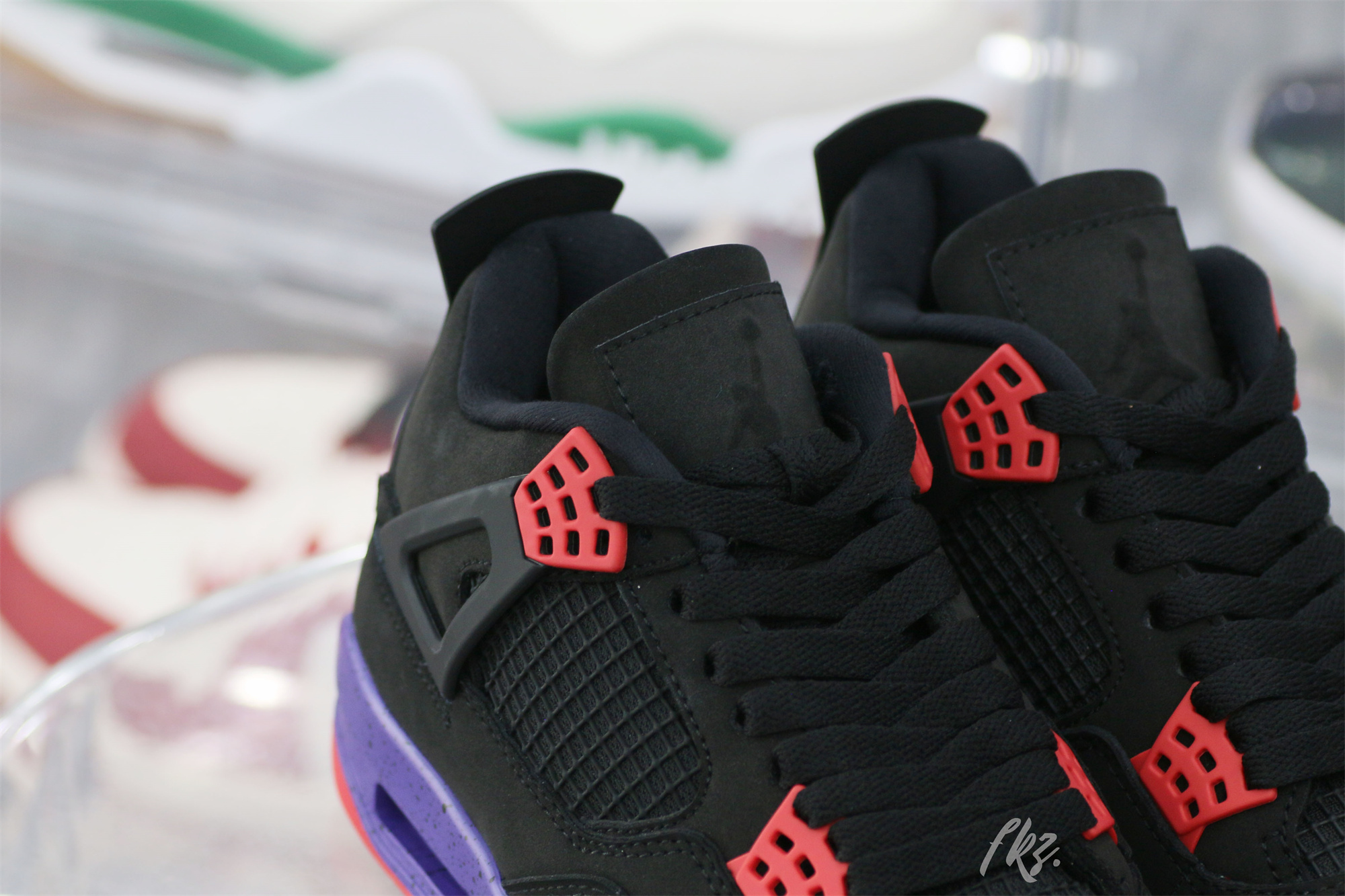 Air Jordan 4 Retro Raptors(2018)