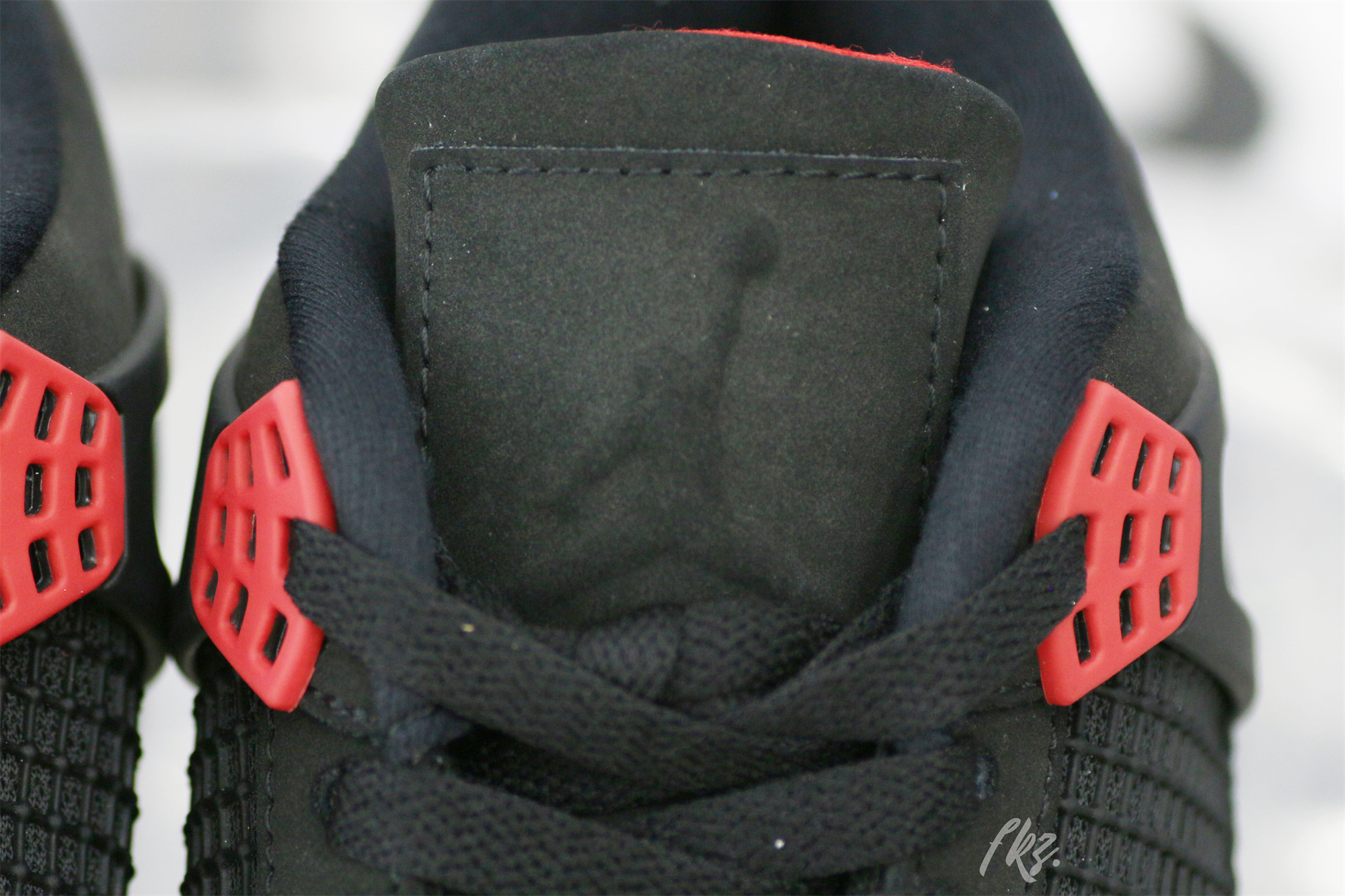 Air Jordan 4 Retro Raptors(2018)