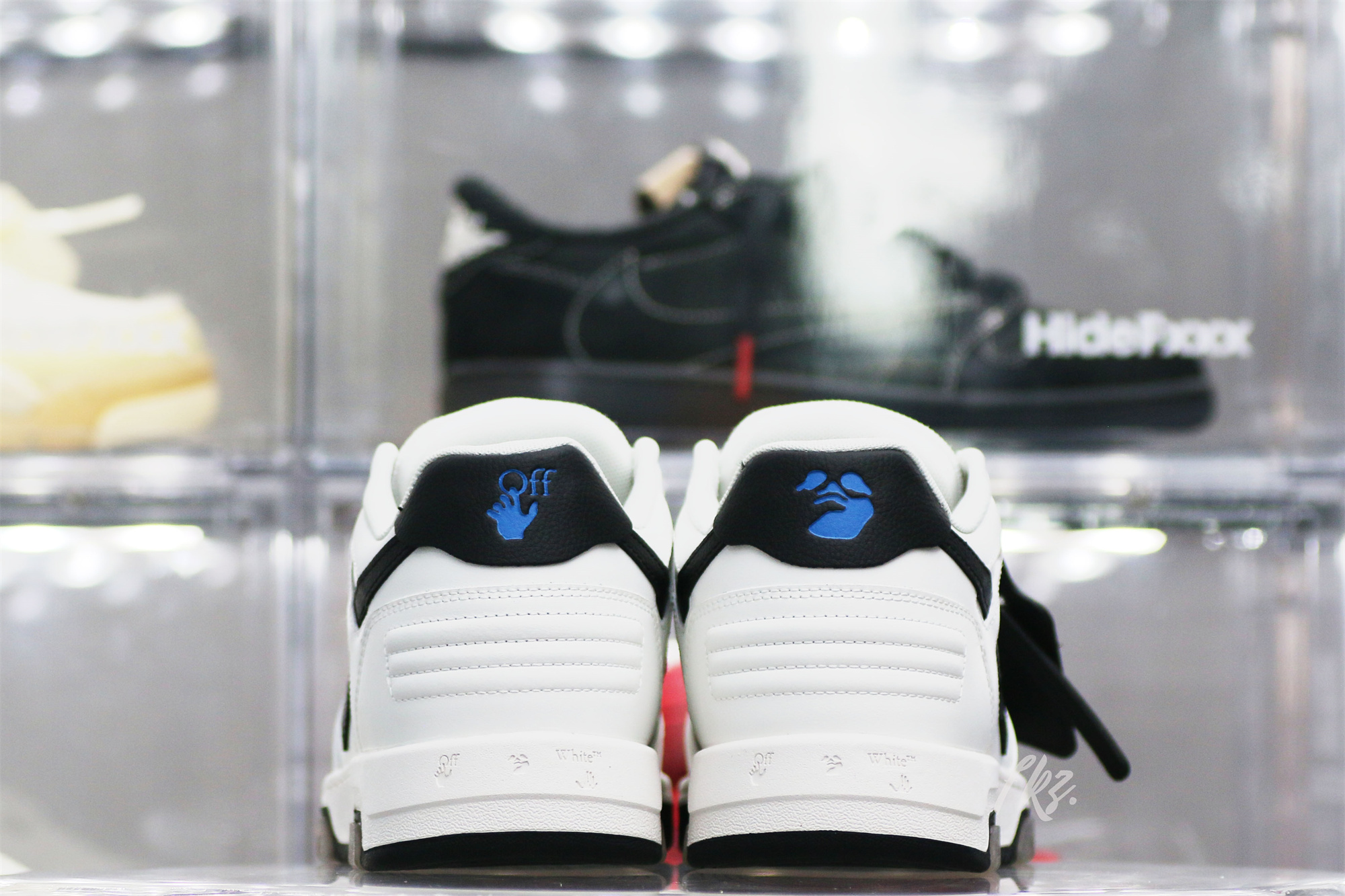 OFF-WHITE White & Black ‘Out Of Office’ Sneakers