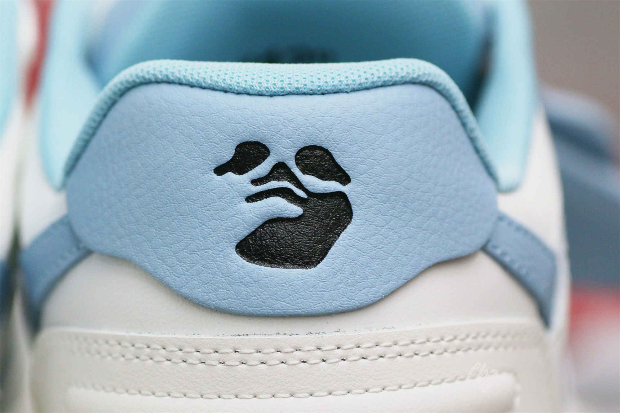 OFF-WHITE White & Blue Out Of Office Sneakers