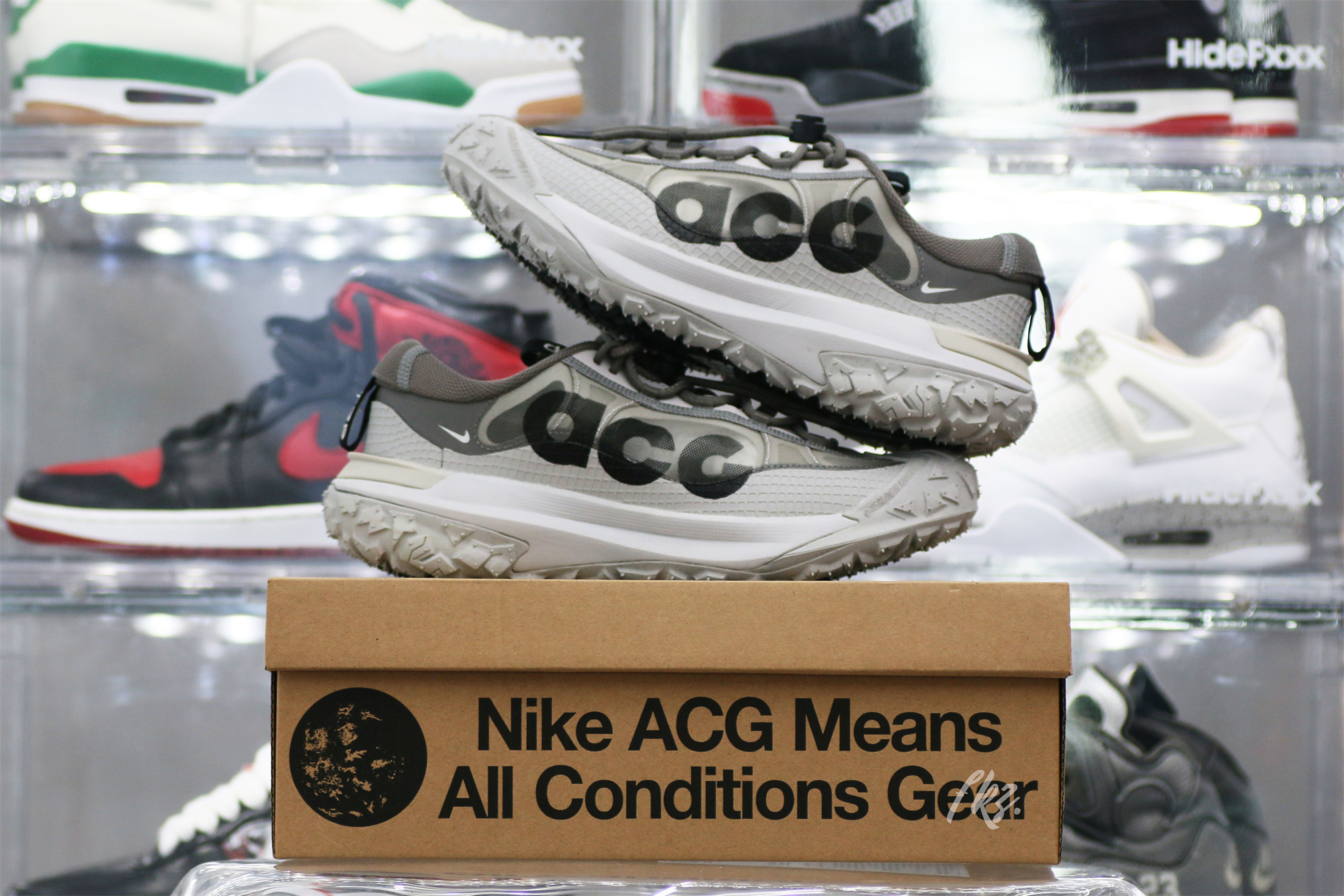 Nike ACG Mountain Fly 2 Low Light Iron Ore