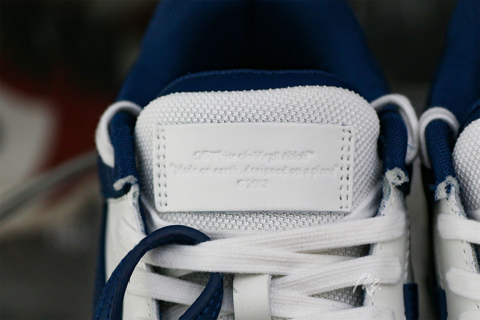 OFF-WHITE White & Navy Out Of Office Sneakers