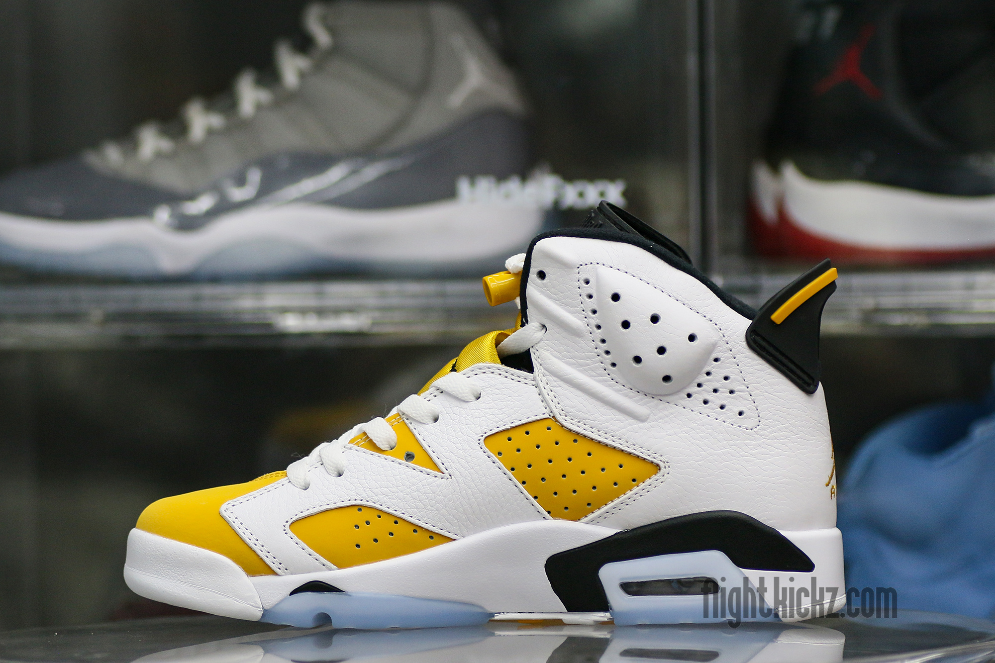 Air Jordan 6 Retro Yellow Ochre