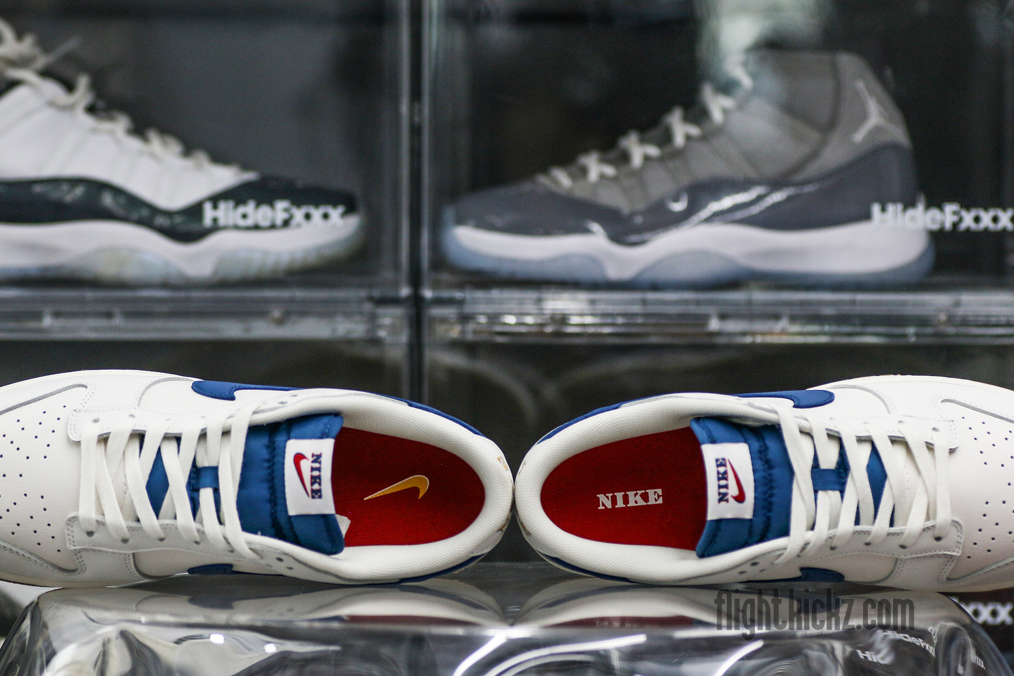 Nike Dunk Low SE Sail Dark Marina Blue