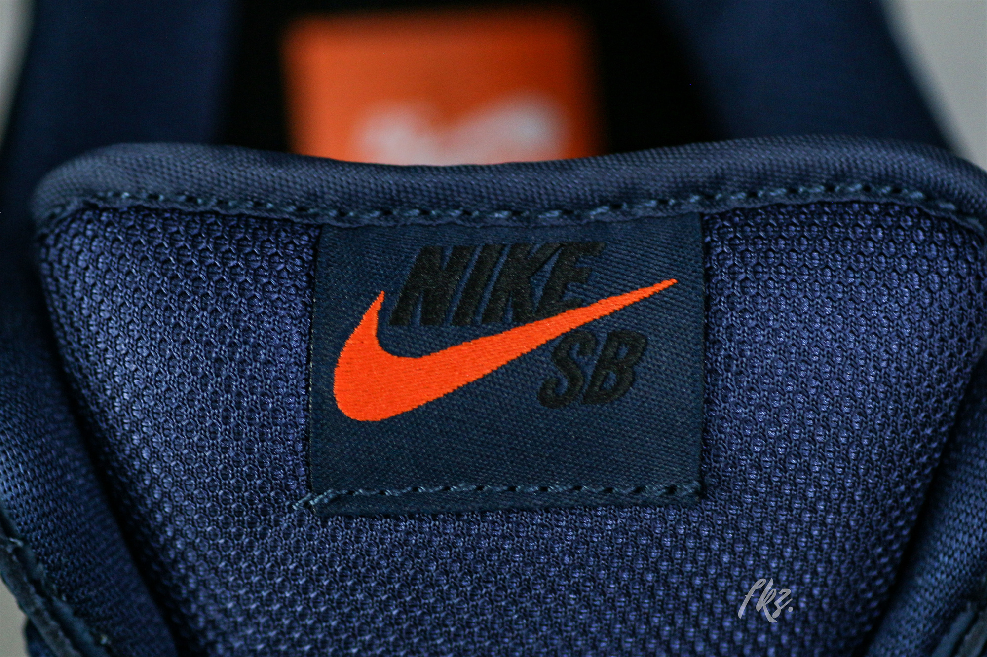 Dunk Low Pro ISO SB Navy Gum