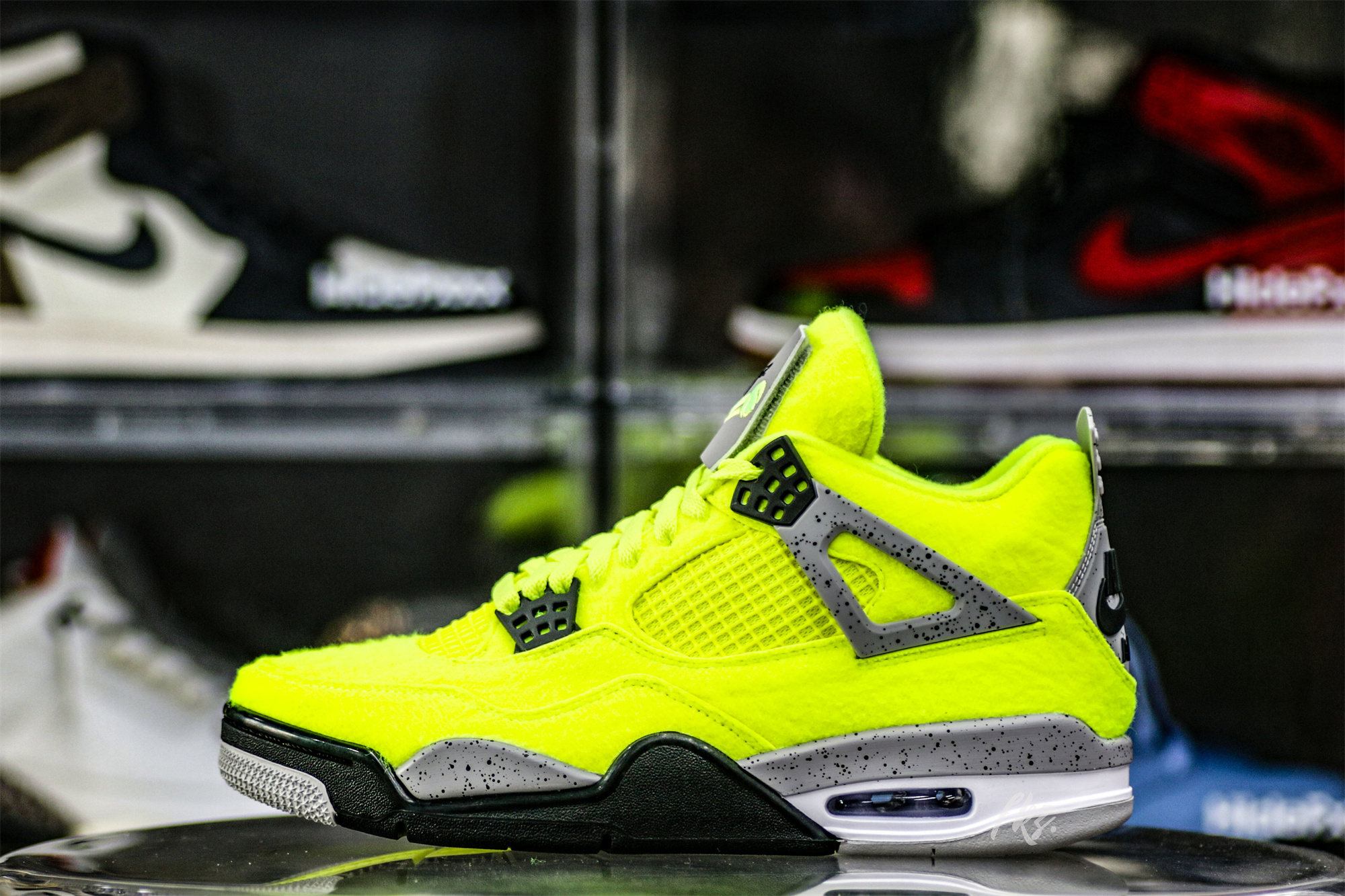 Air Jordan 4 “Tennis Ball” Custom Atomic Green/Black