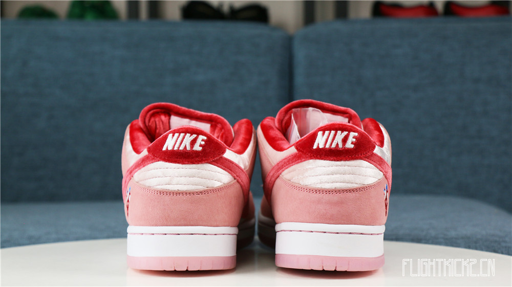 Nike SB Dunk Low StangeLove(LN5 A1 Batch)(Flash Sale Size4)
