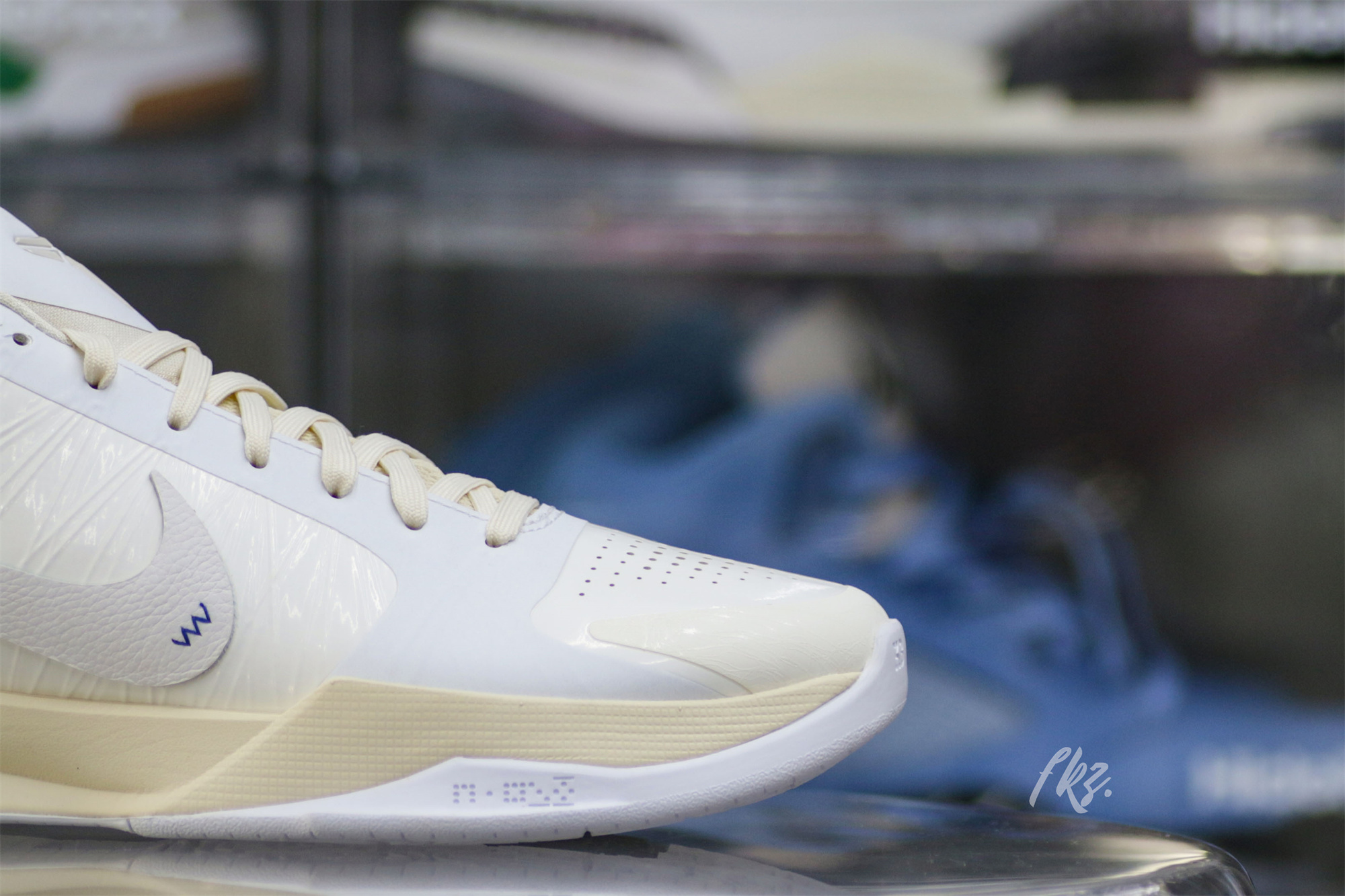 Off White x Nike Zoom Kobe 5 Custom Shoes(A1 Batch)