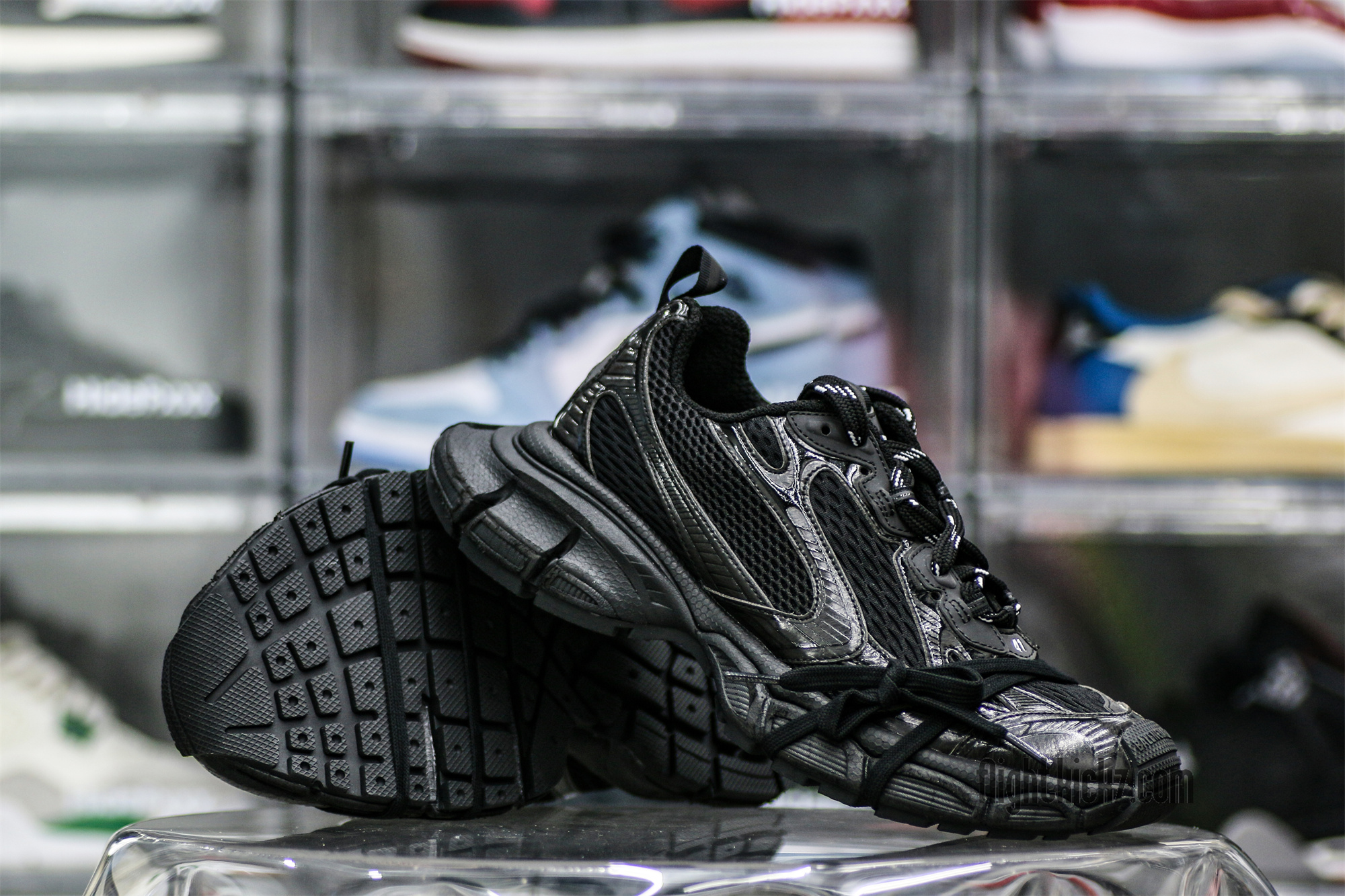 Balenciag* 3XL Runner Black